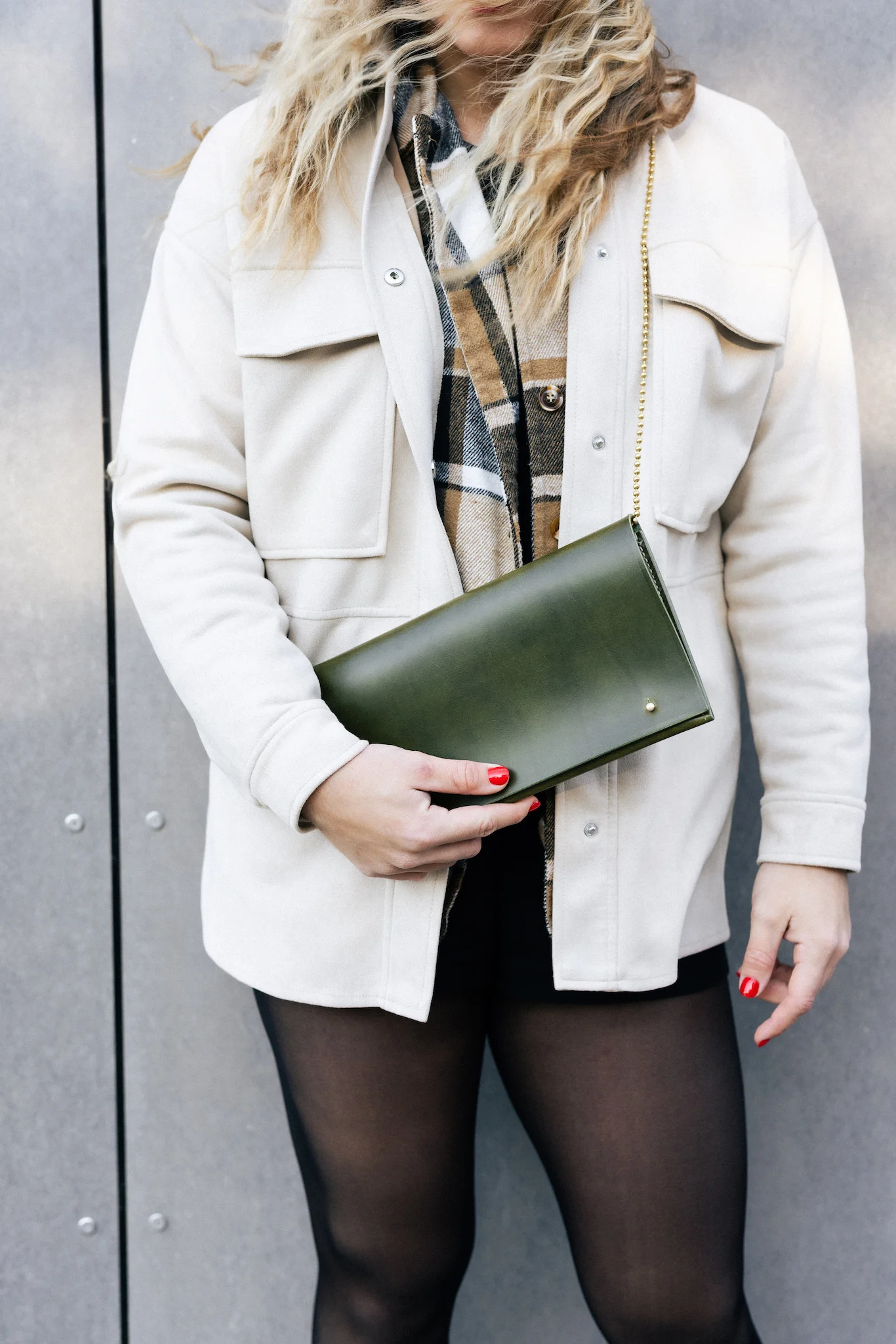 Workshopy práce s kůží: vyrobte si poznámkový blok, opasek nebo psaníčko