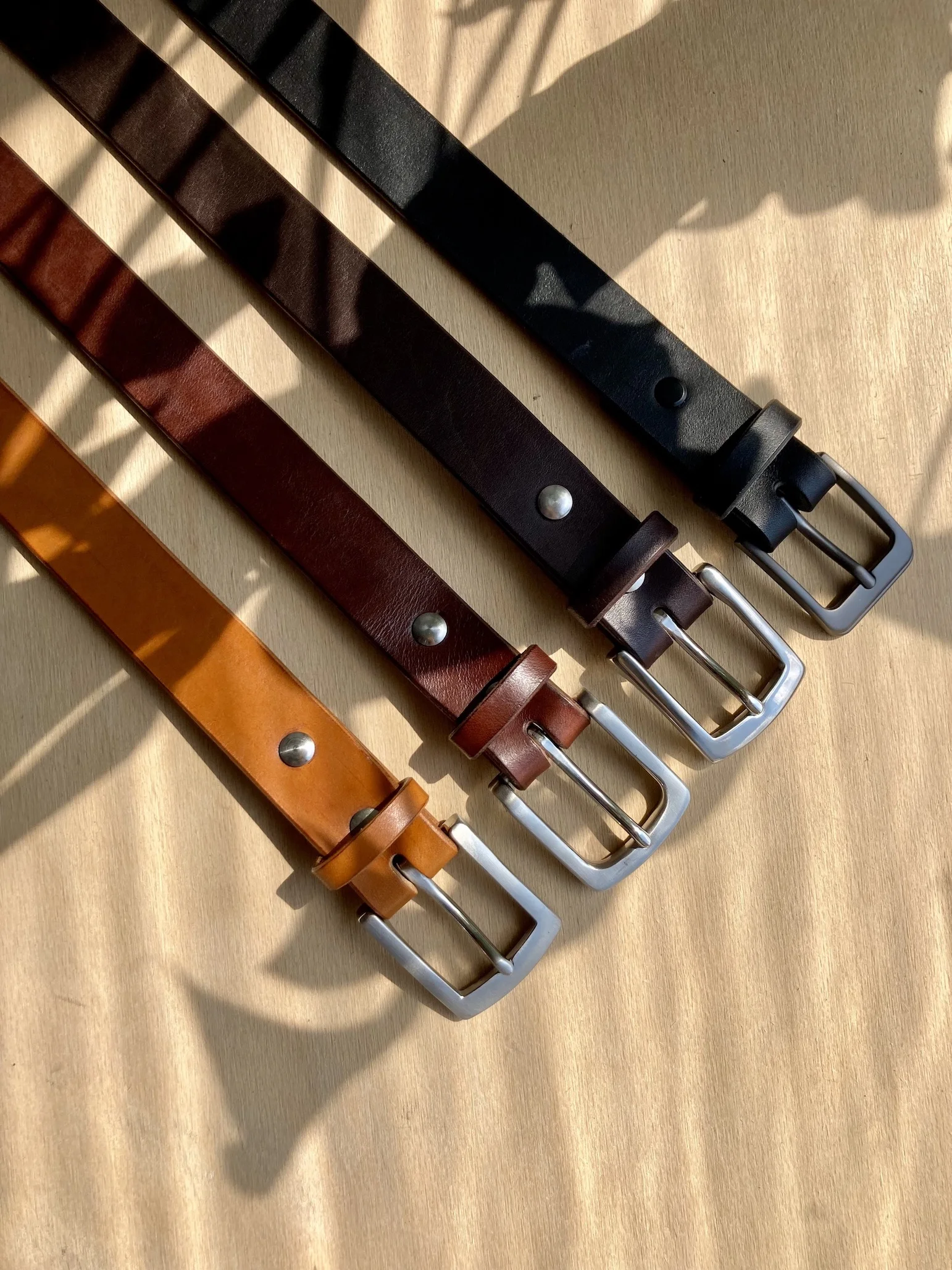 Workshopy práce s kůží: vyrobte si poznámkový blok, opasek nebo psaníčko