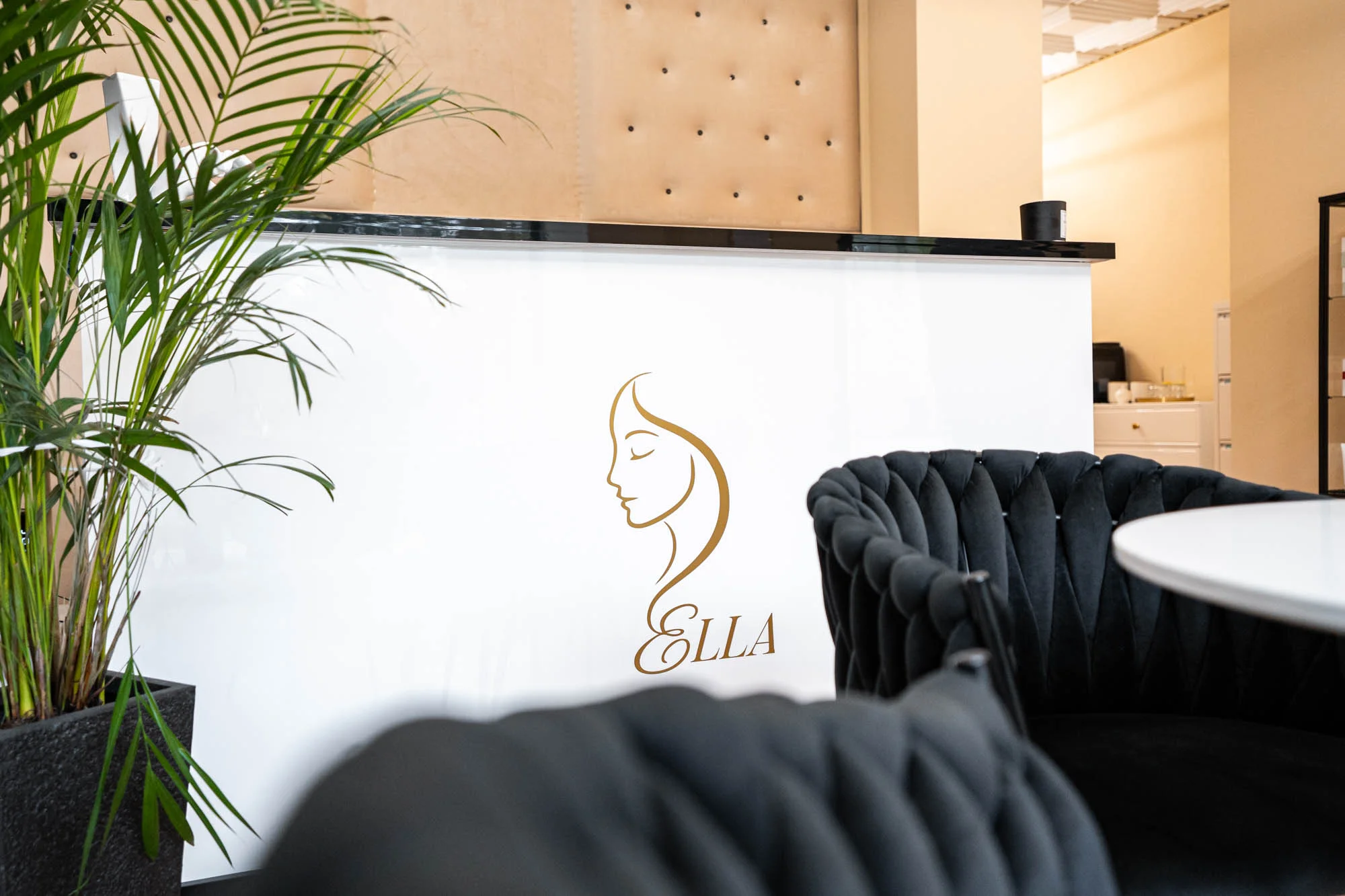 Epilace laserem s technologií SHR: obličej, podpaží i stehna