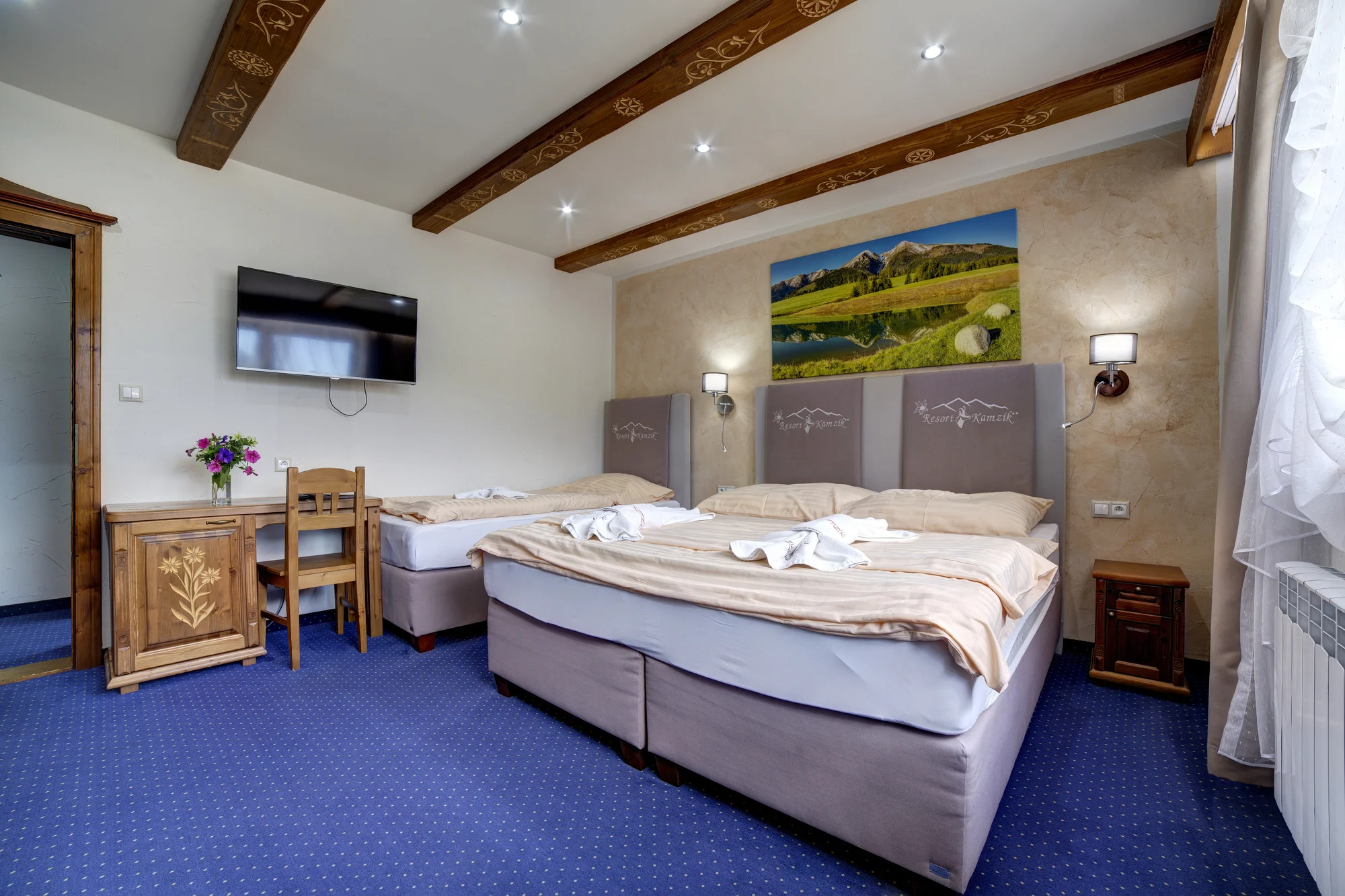 Dovolená pro páry i rodiny v srdci Ždiaru se snídaní a wellness