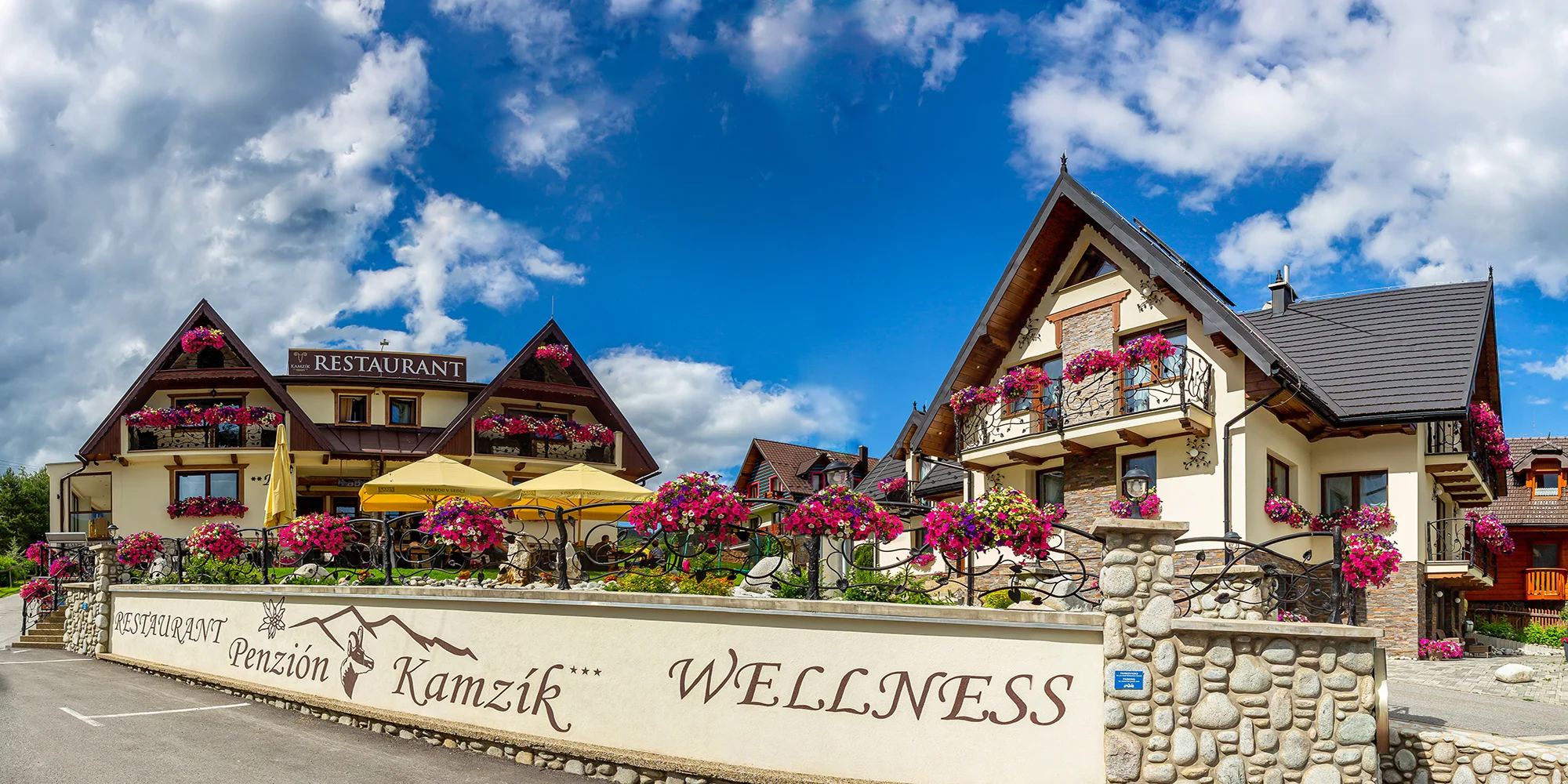 Dovolená pro páry i rodiny v srdci Ždiaru se snídaní a wellness