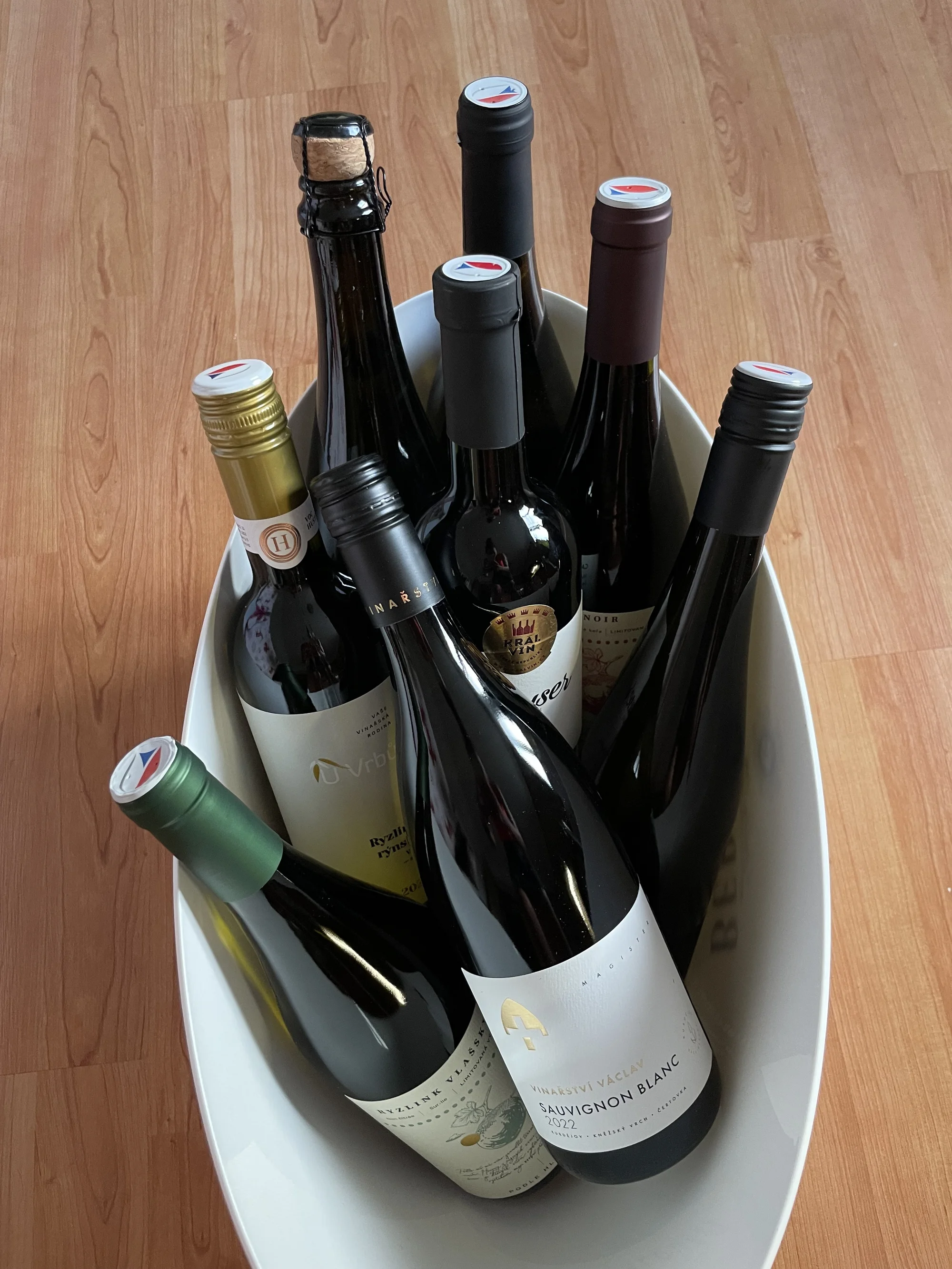 Kreativní workshop pro 1-2 osoby vč. občerstvení, degustace vín a pomůcek