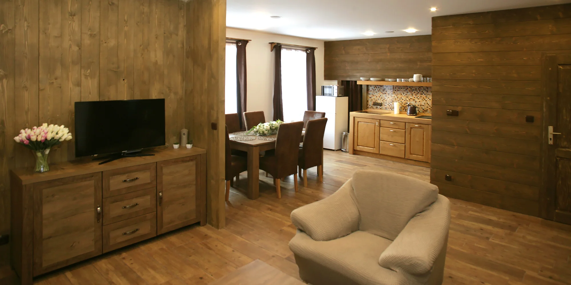 Pobyt v apartmánu mezi Krkonoši a Českým rájem: privátní wellness a prosecco