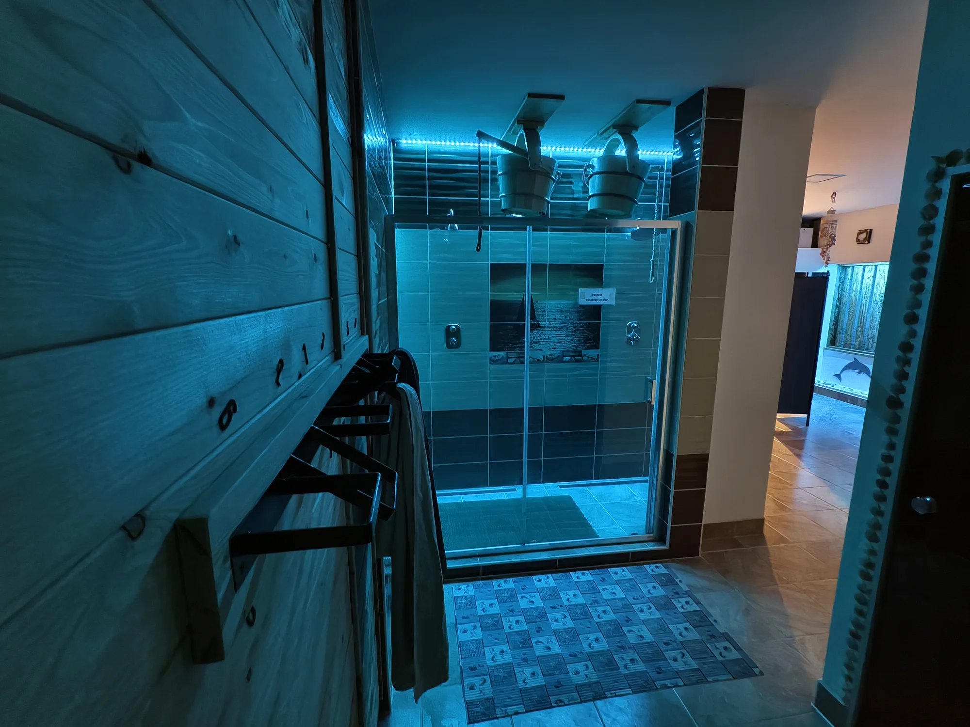 120 minut privátního wellness pro 2 osoby: sauny, vyhřívaná lehátka i lahev sektu