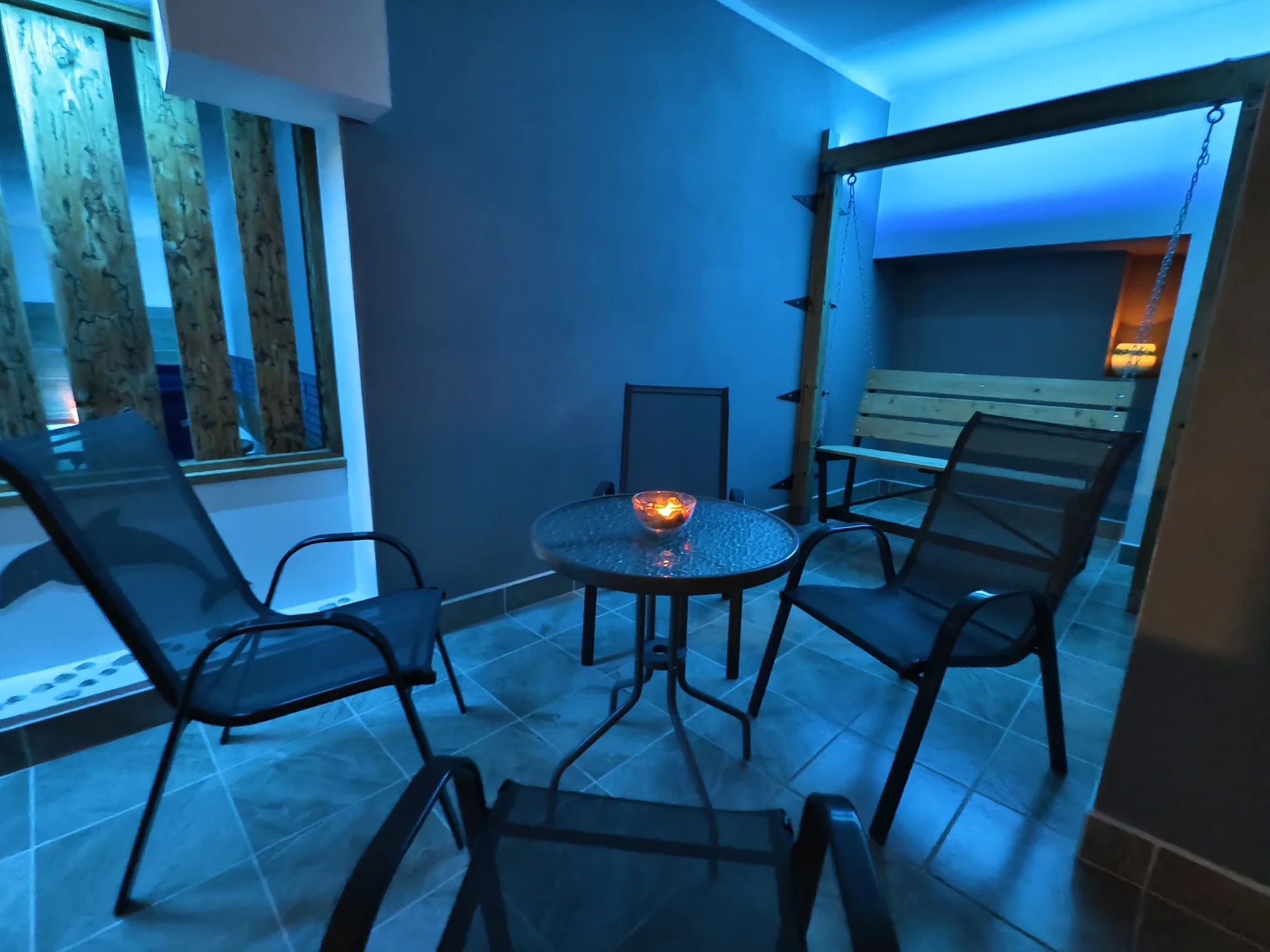 120 minut privátního wellness pro 2 osoby: sauny, vyhřívaná lehátka i lahev sektu