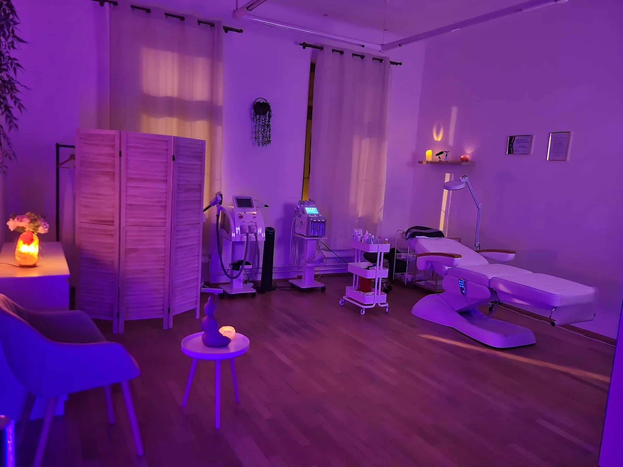 Voucher až na 1 500 Kč na veškeré služby v kosmetickém salonu Adéla Cosmetics