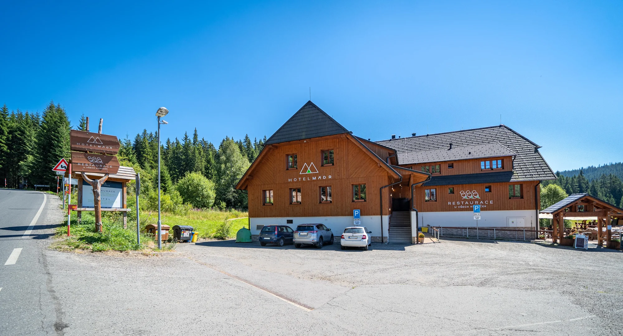 Šumavská Modrava: vybavené apartmány pro dva či rodinu, vč. polopenze i privátního wellness