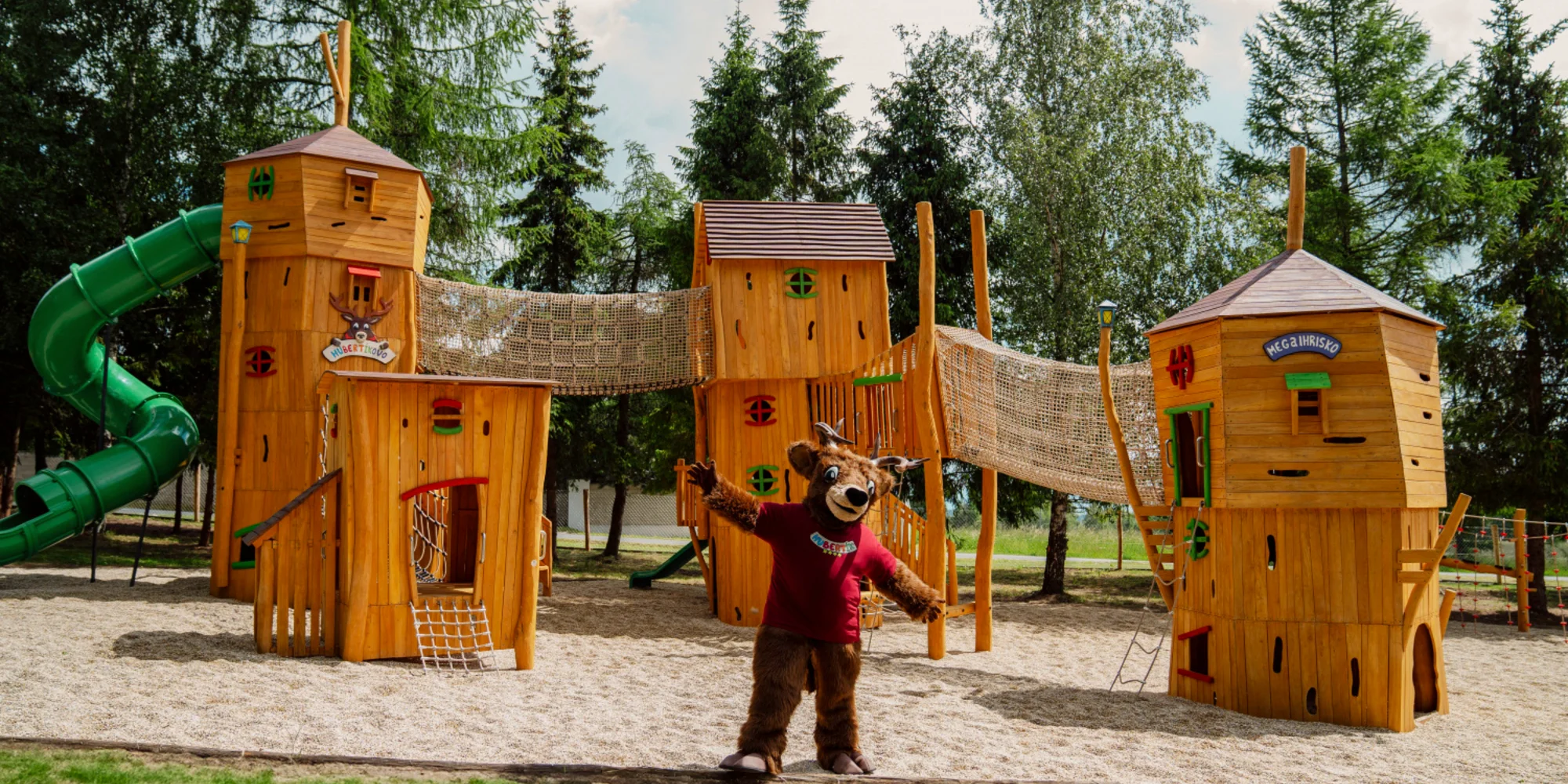 Rodinný rezort s výhledem na Gerlach: Zverofarma, megahřiště i animace