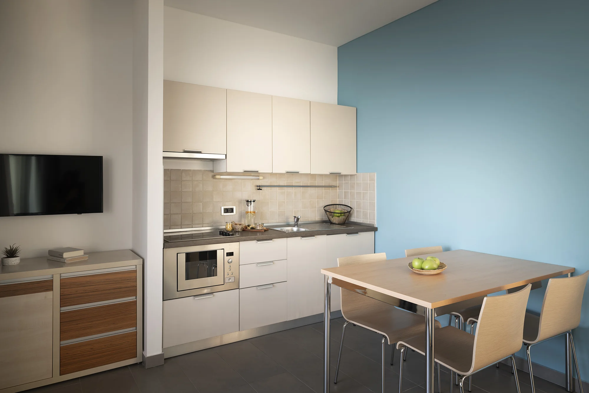 Rodinná dovolená na Istrii: 4* apartmánový resort přímo u moře, snídaně i polopenze