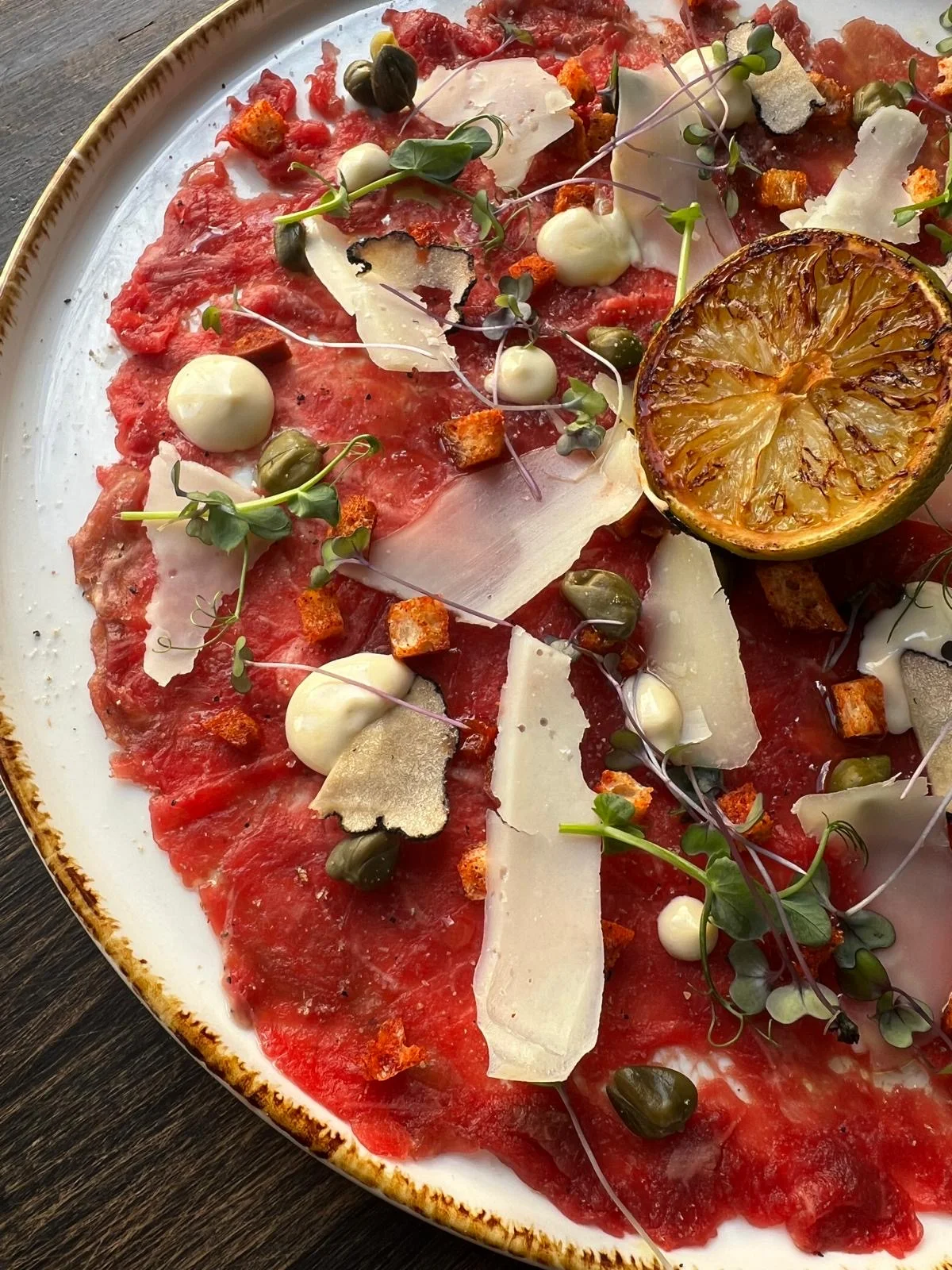 Otevřený voucher do krásné restaurace ve Vršovicích: 1000 až 2000 Kč na jídlo i nápoje