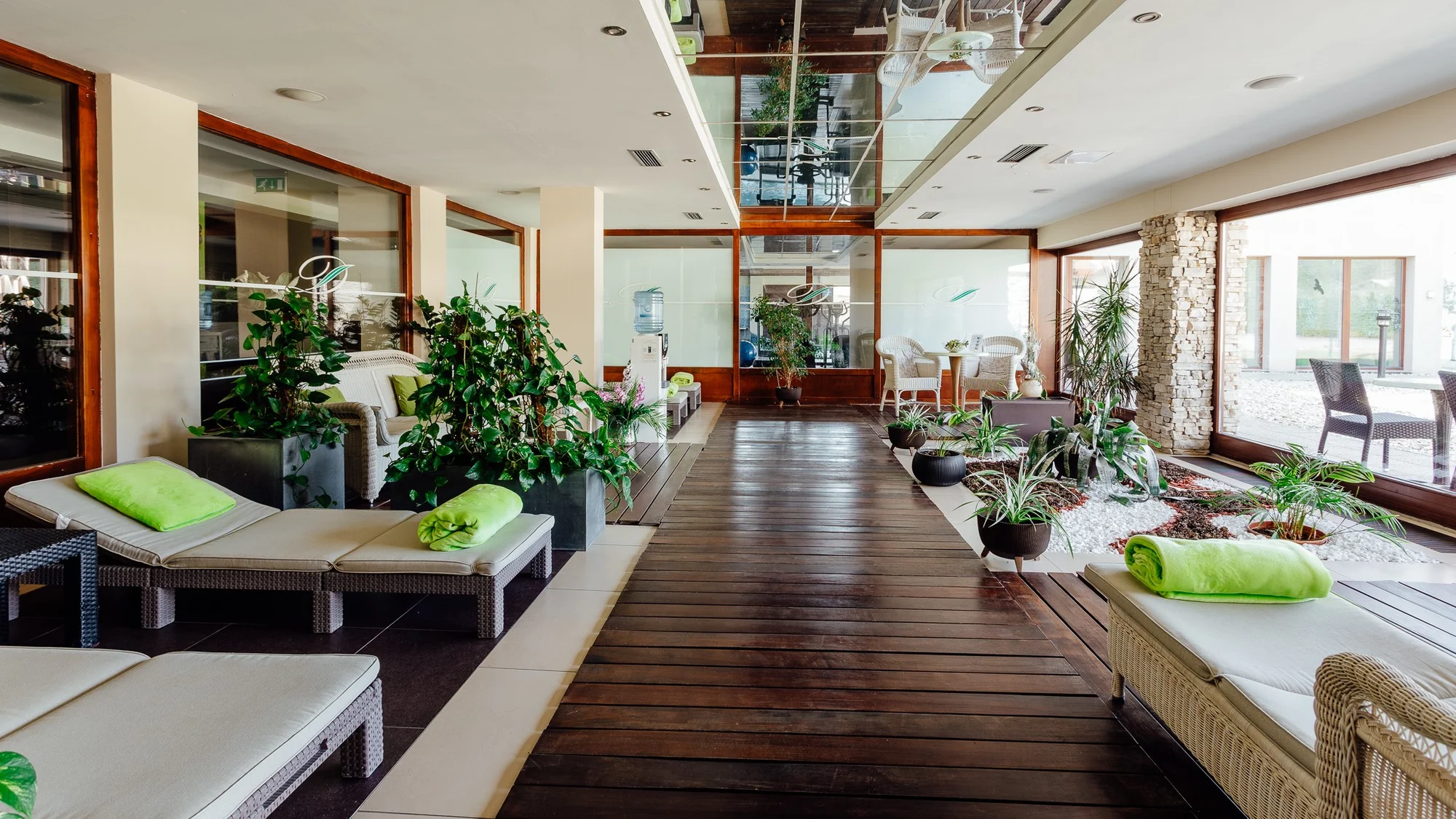 Wellness hotel v Rajeckých Teplicích: neomezený relax, polopenze a mnoho aktivit