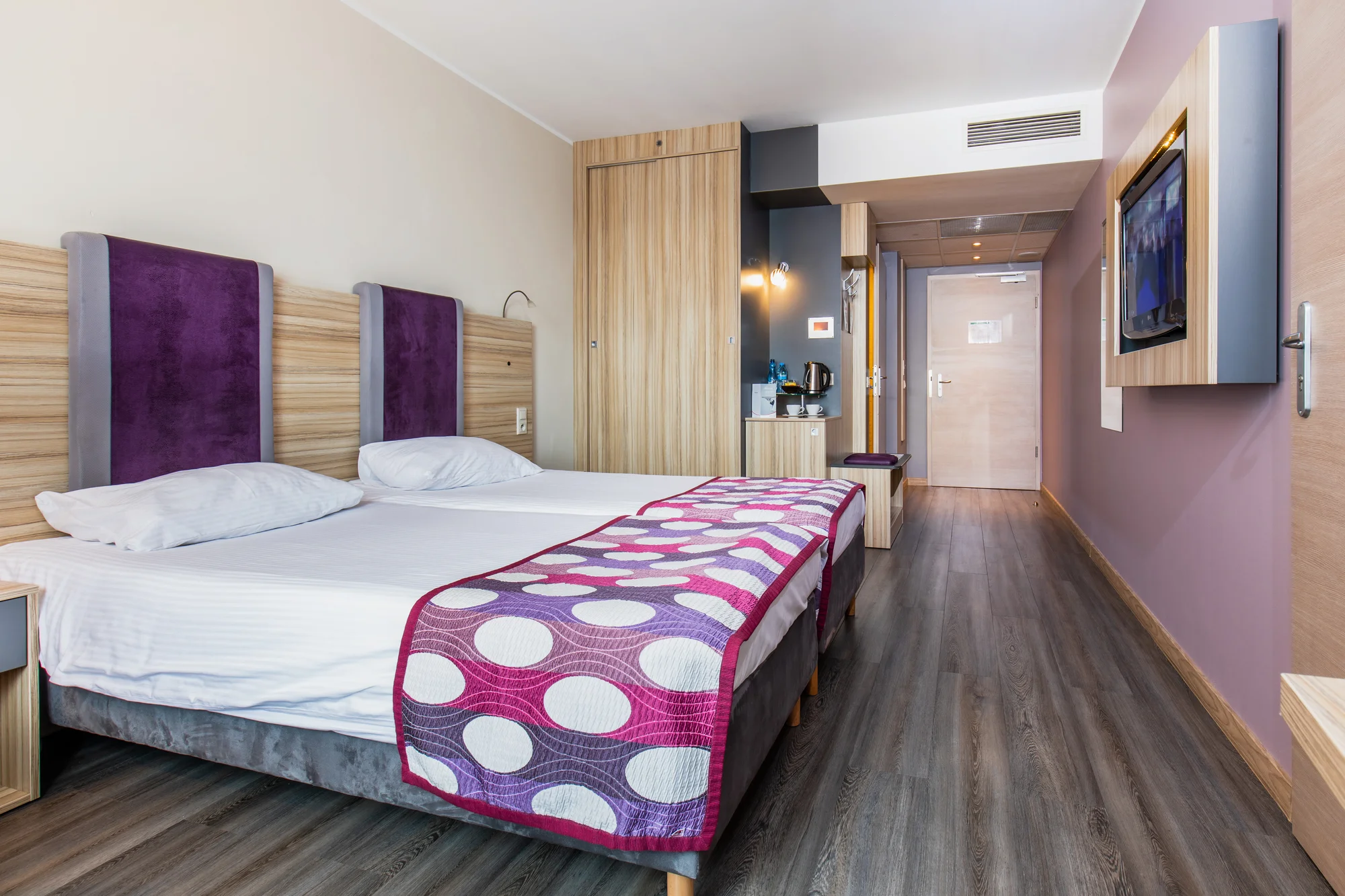 Pobyt v Krakově se stravou, neomezeným wellness a vstupy na show Legends of Krakow a Hop on Hop off bus