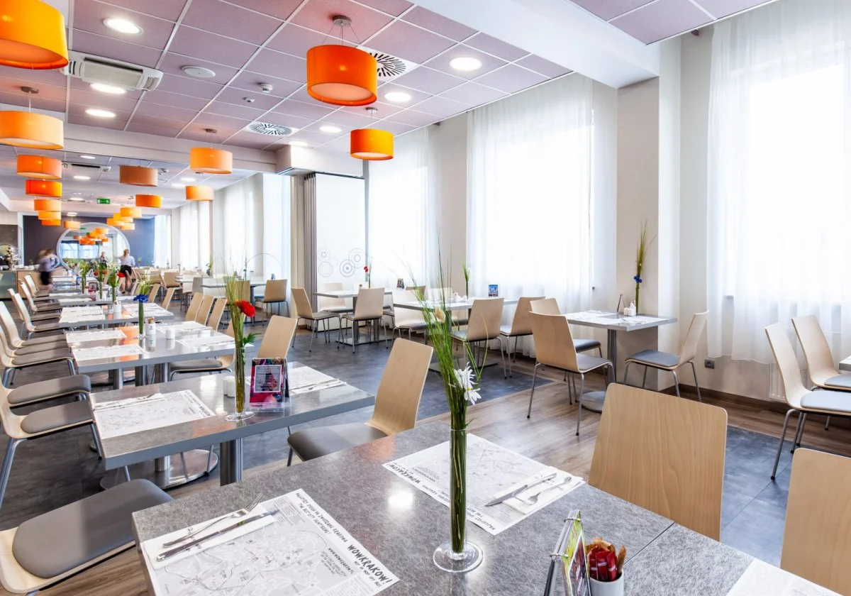 Pobyt v Krakově se stravou, neomezeným wellness a vstupy na show Legends of Krakow a Hop on Hop off bus