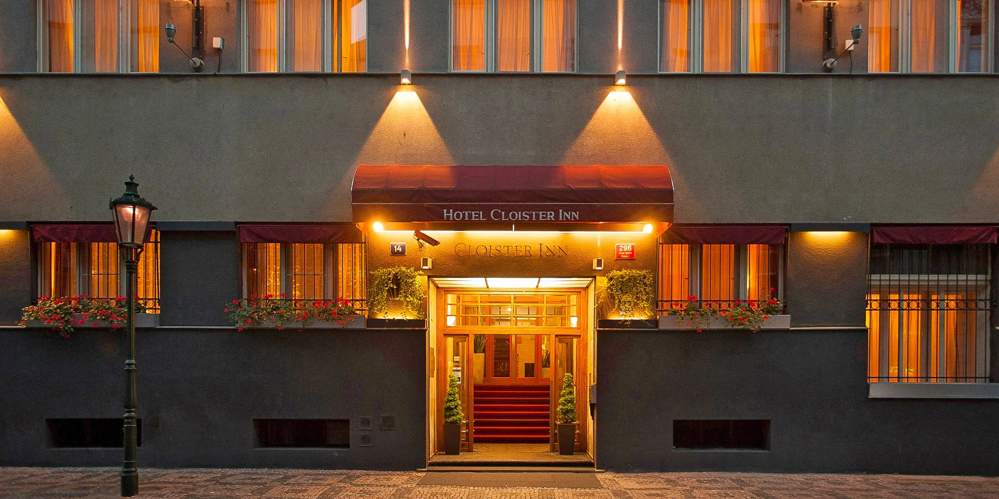 Pobyt v centru Prahy se snídaní: 5 minut od Karlova mostu, 10 minut na Staroměstské nám.