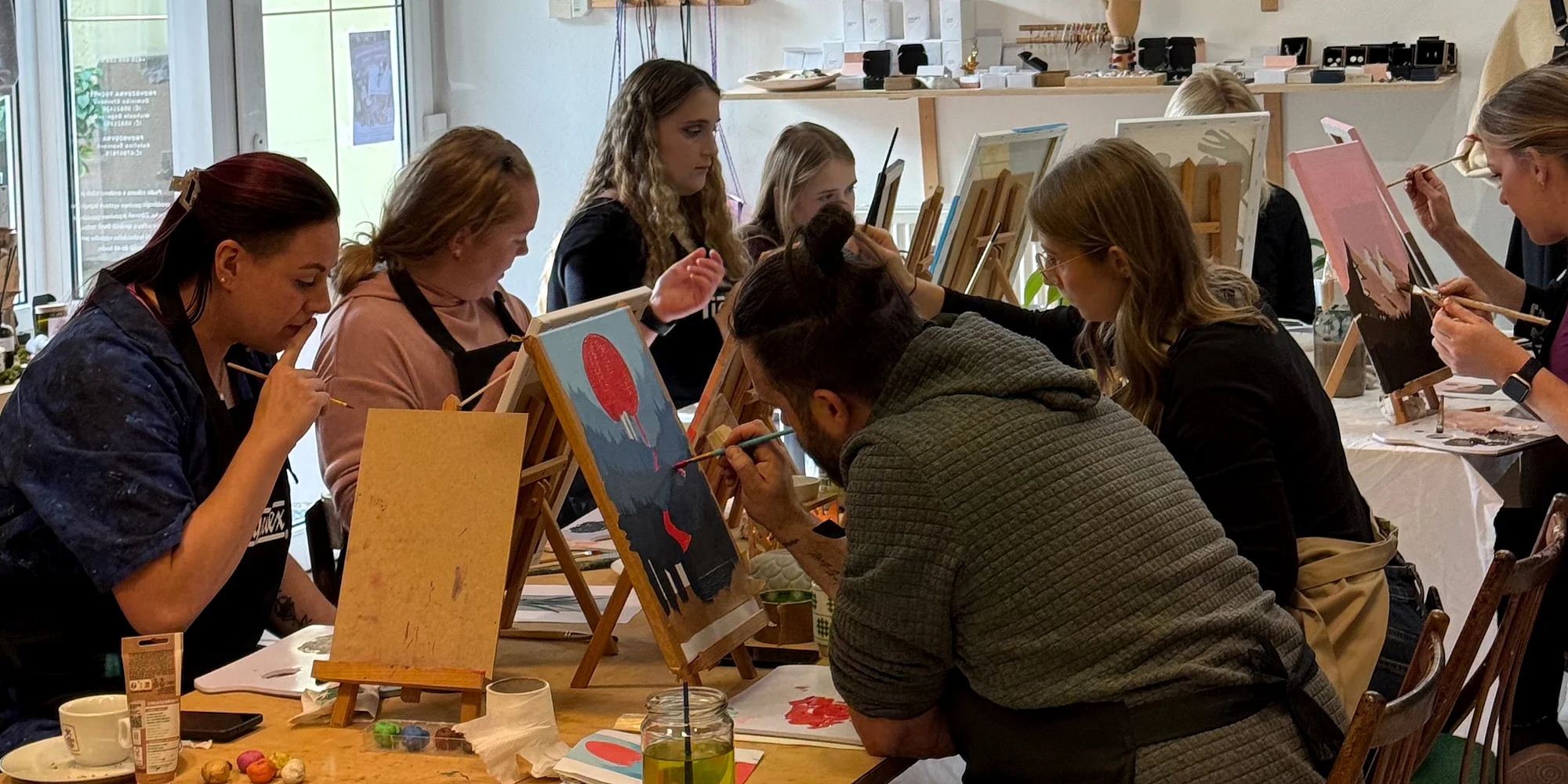 Zážitkové malování akrylem v centru Liberce