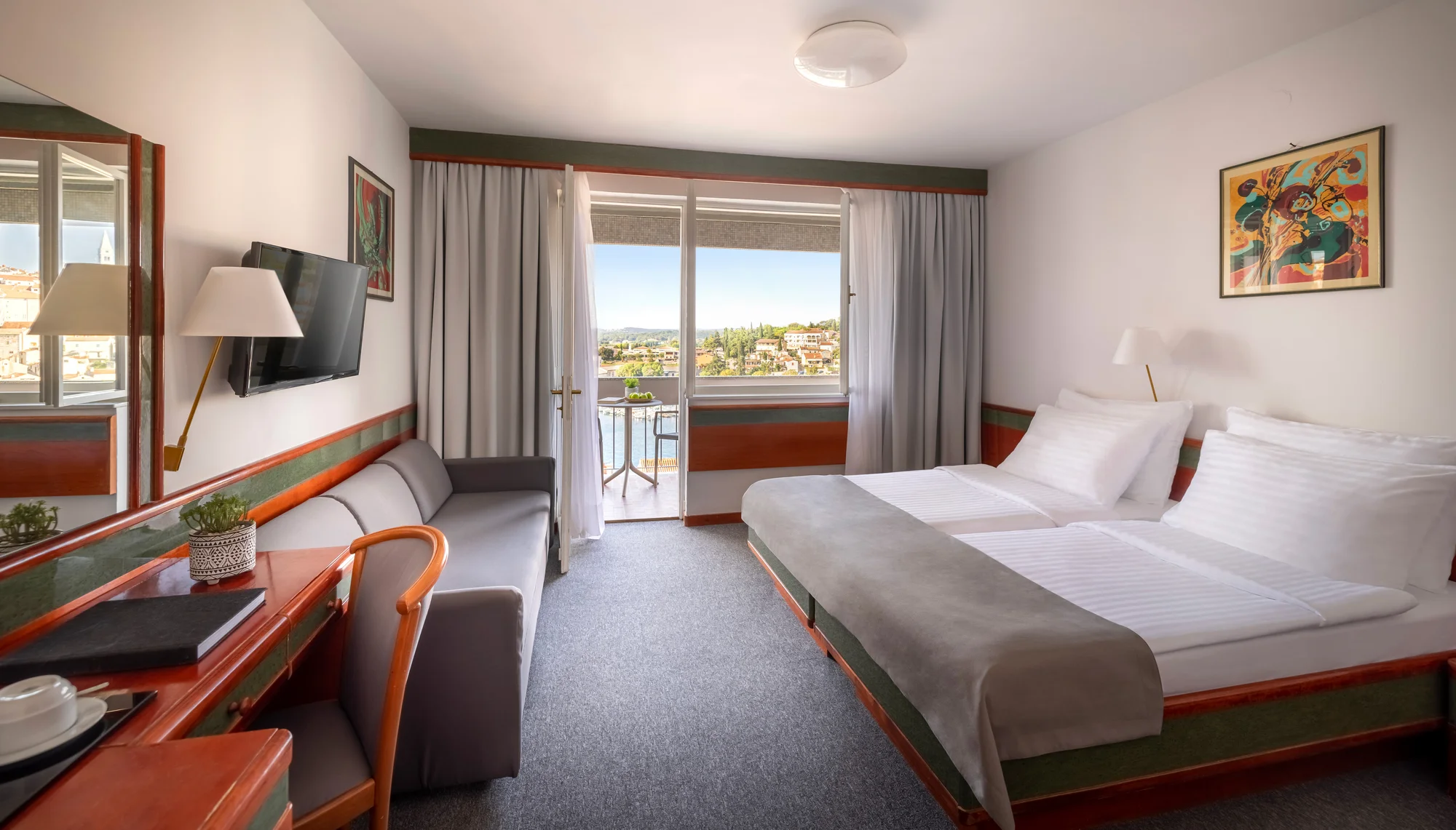 Istrie: 4* hotel s bazénem a wellness, skvělá poloha u pláže i dobré jídlo