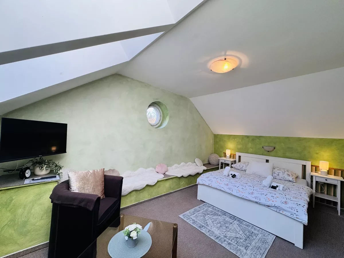 Historická Vládní vila v Luhačovicích: pobyt se snídaní v samém centru lázní