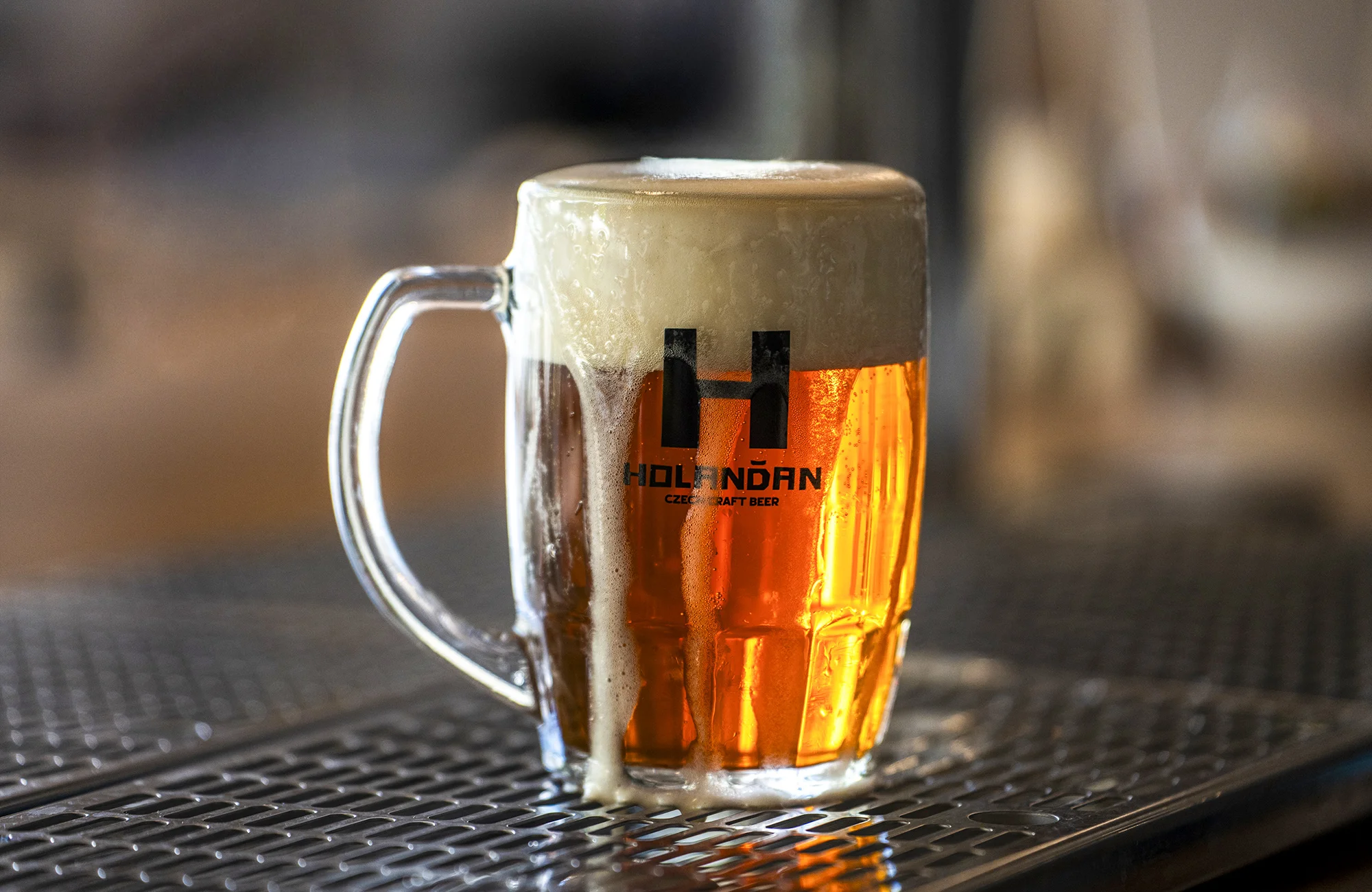 Dárek pro milovníky piva: otevřené vouchery na 300 až 2000 Kč do Pivovaru Holanďan