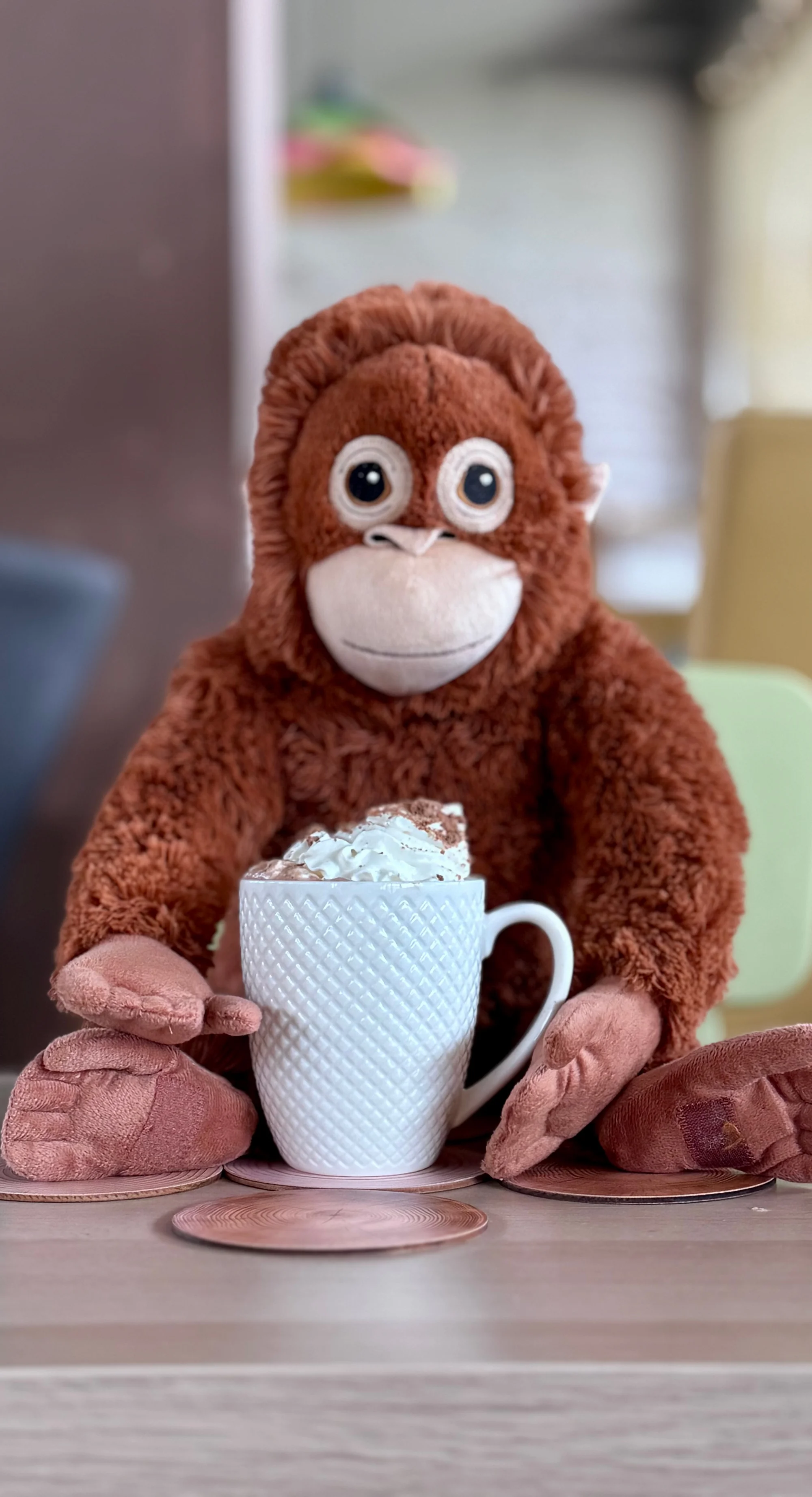 Horká čokoláda podle výběru v kavárně s dětskou herničkou