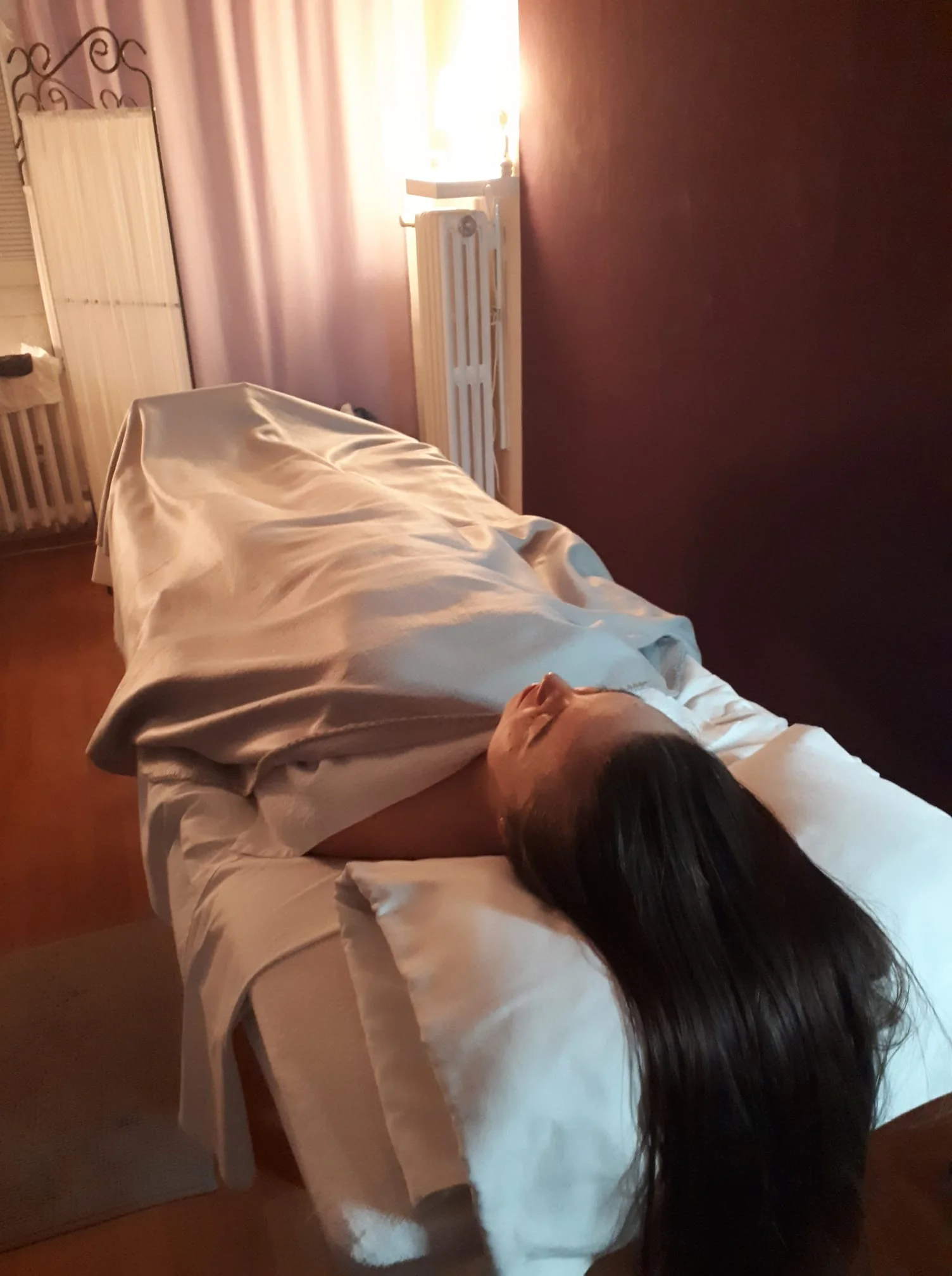 Balíček plný péče: masážní rituál pro tělo i duši, 60 až 120 minut