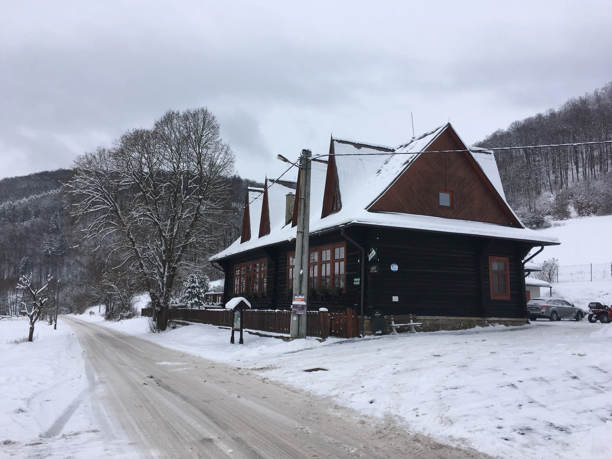 Penzion na Pováží se snídaní či polopenzí a vstupem do privátního wellness