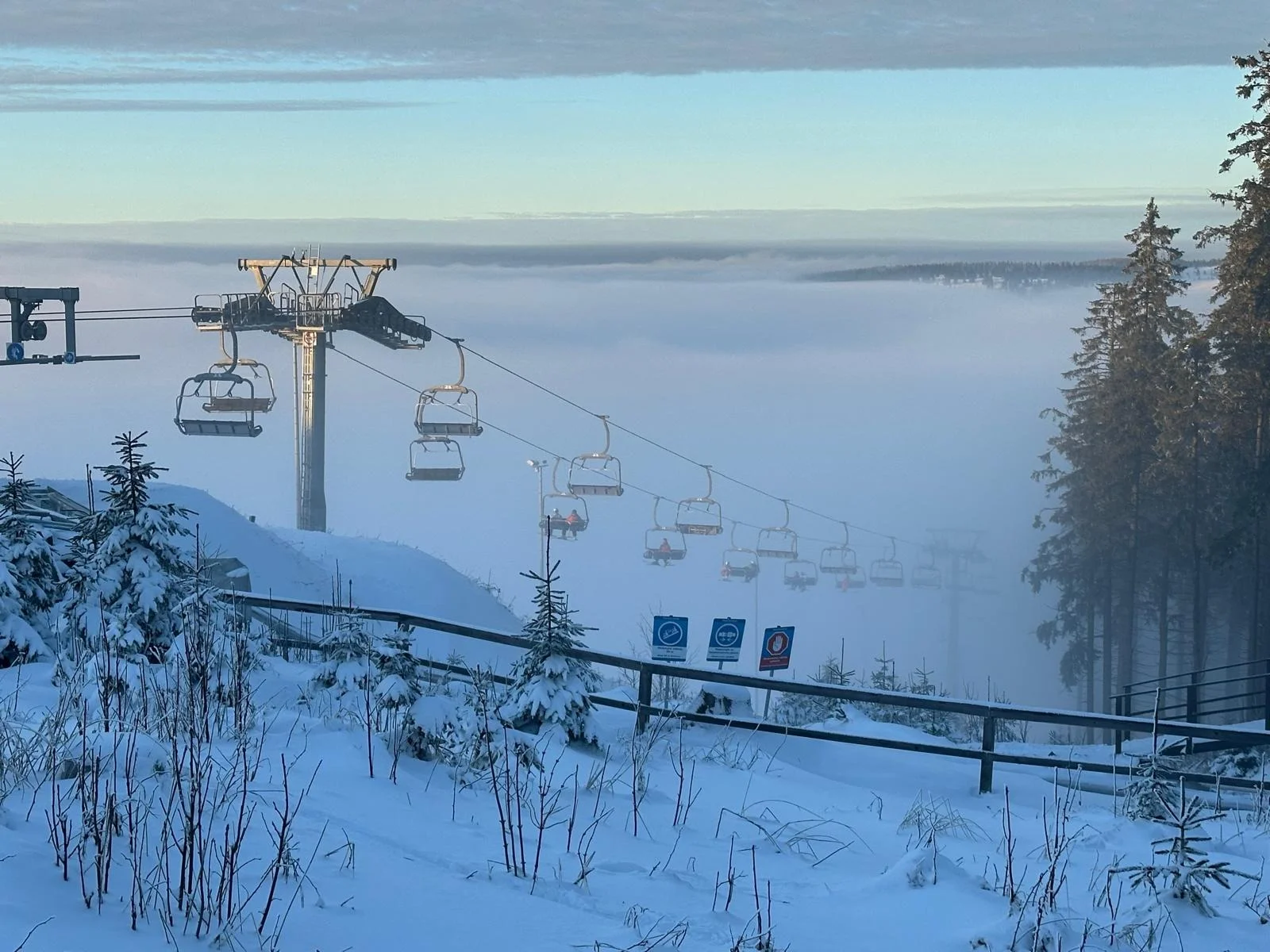 Krušné hory i s jídlem: vybavený apartmán nebo chalupa až pro 14 osob