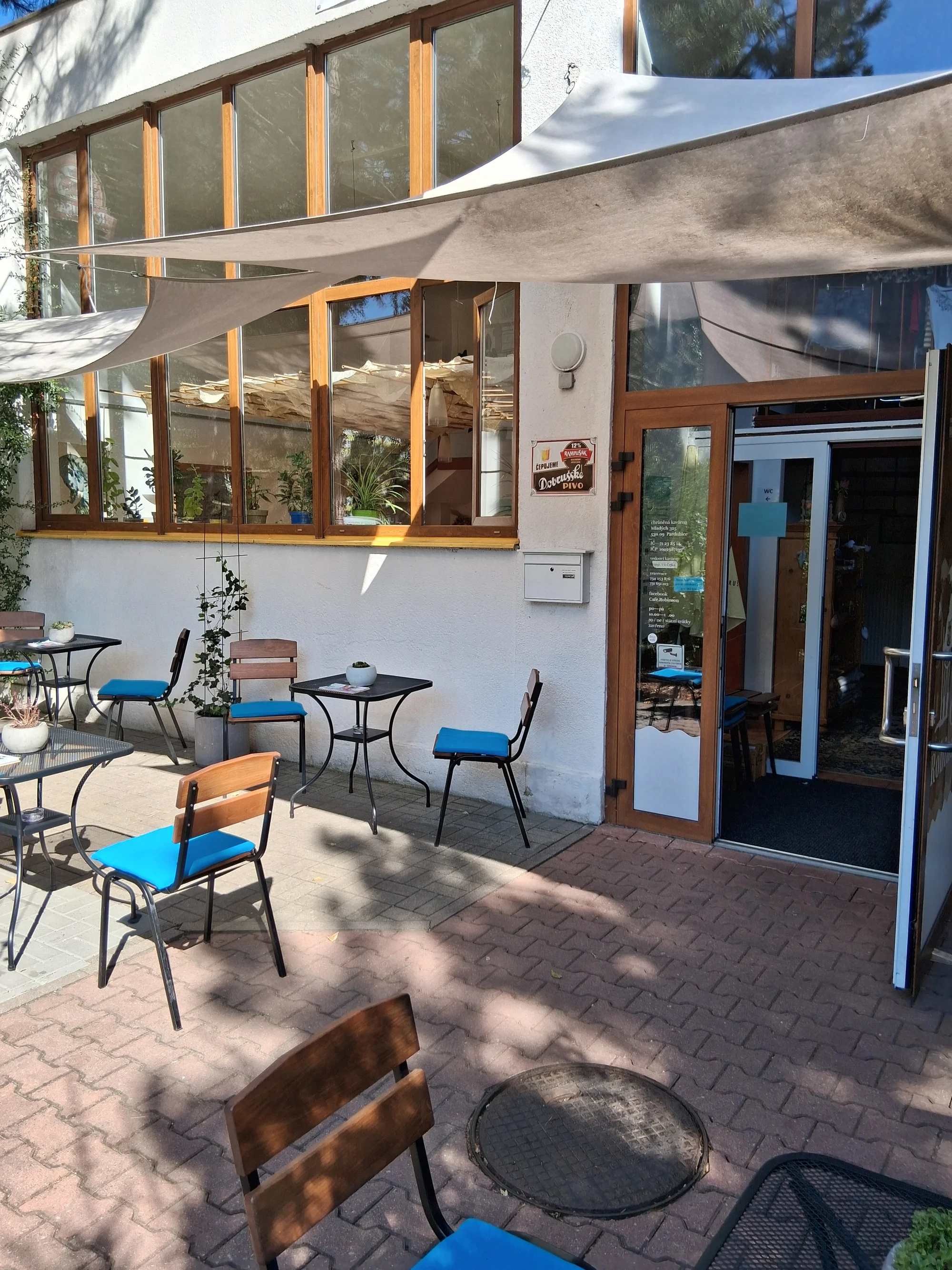 Brunch s lívanci nebo avo toastem, káva a limonáda pro 1 nebo 2 osoby