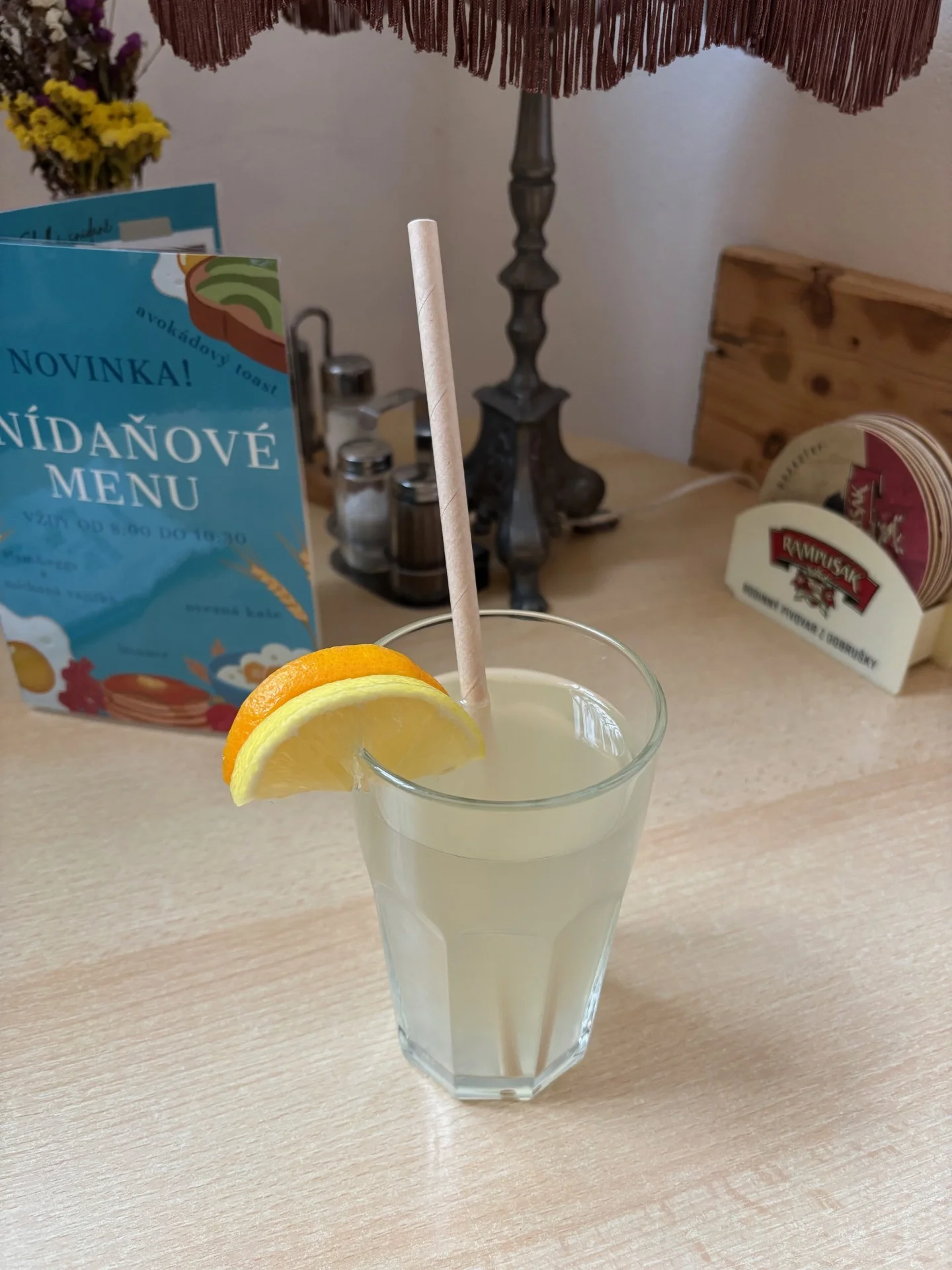 Brunch s lívanci nebo avo toastem, káva a limonáda pro 1 nebo 2 osoby