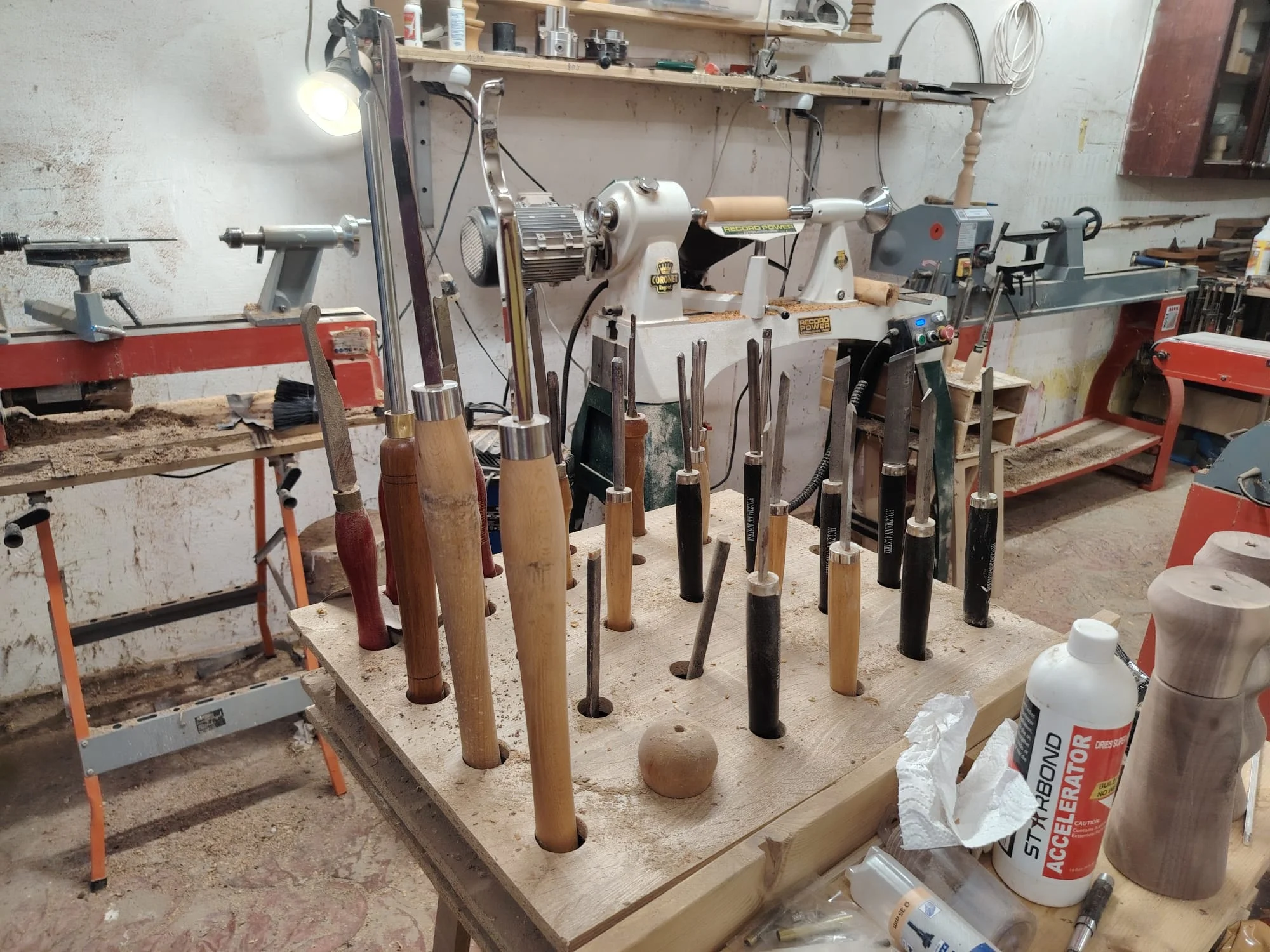 Objevte krásu práce se dřevem: celodenní kurz soustružení i výroby mlýnků