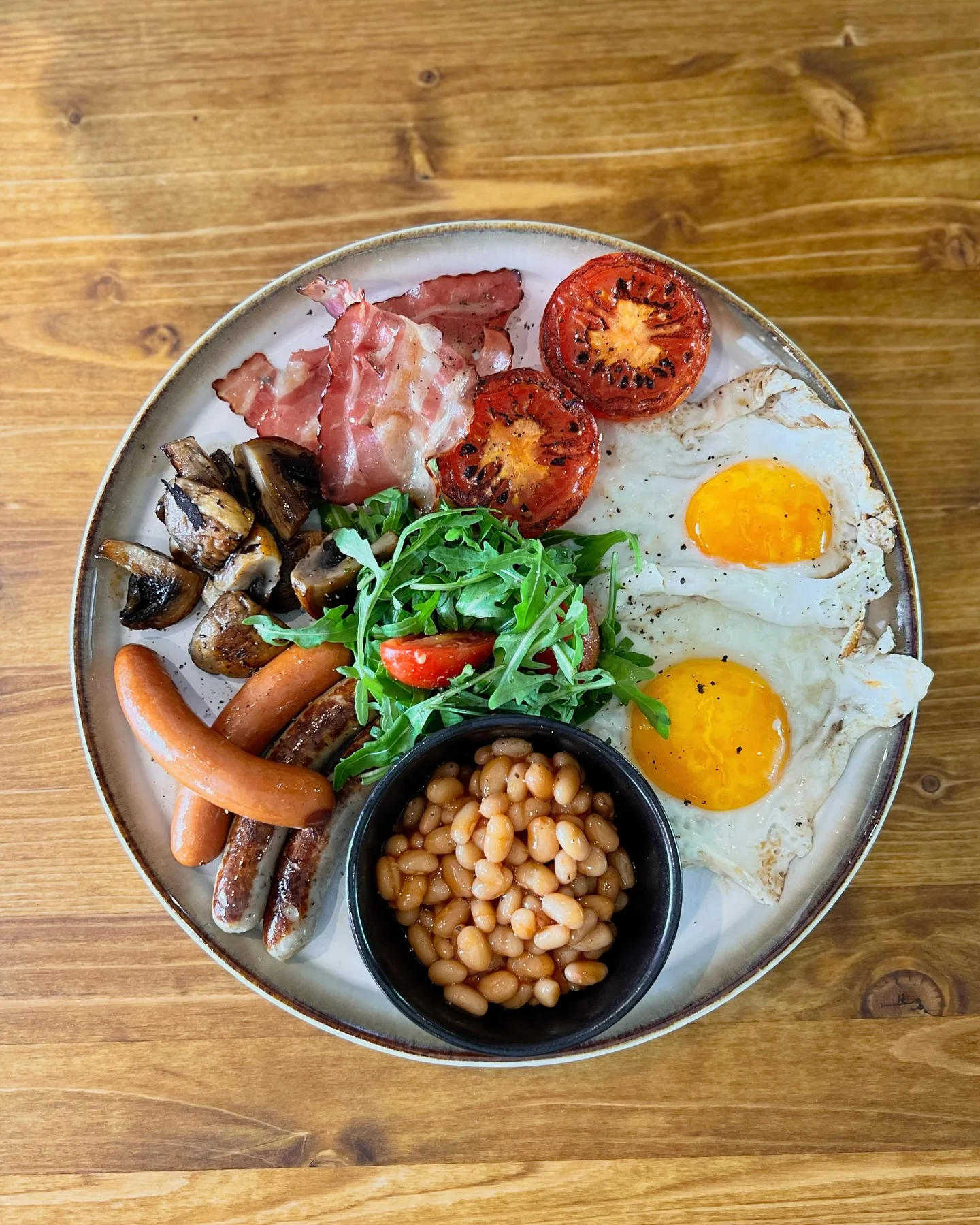 Do zoo i na Ještěd: pobyt v hotelu a hostelu se snídaní v klidné části Liberce