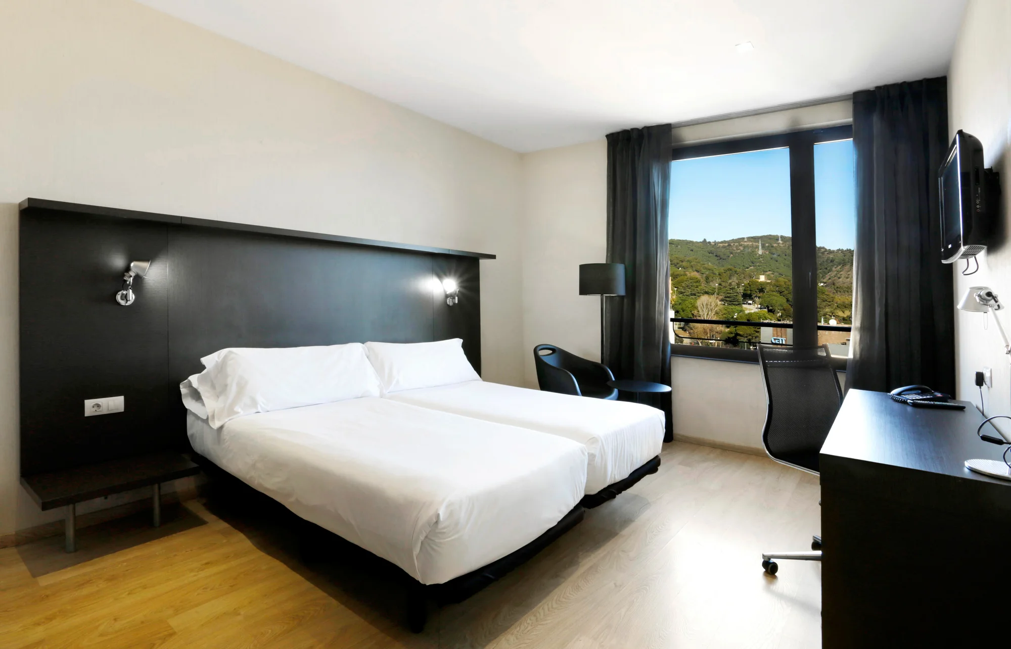 Moderní 4* hotel v Barceloně se snídaní a dobrou dostupností do centra