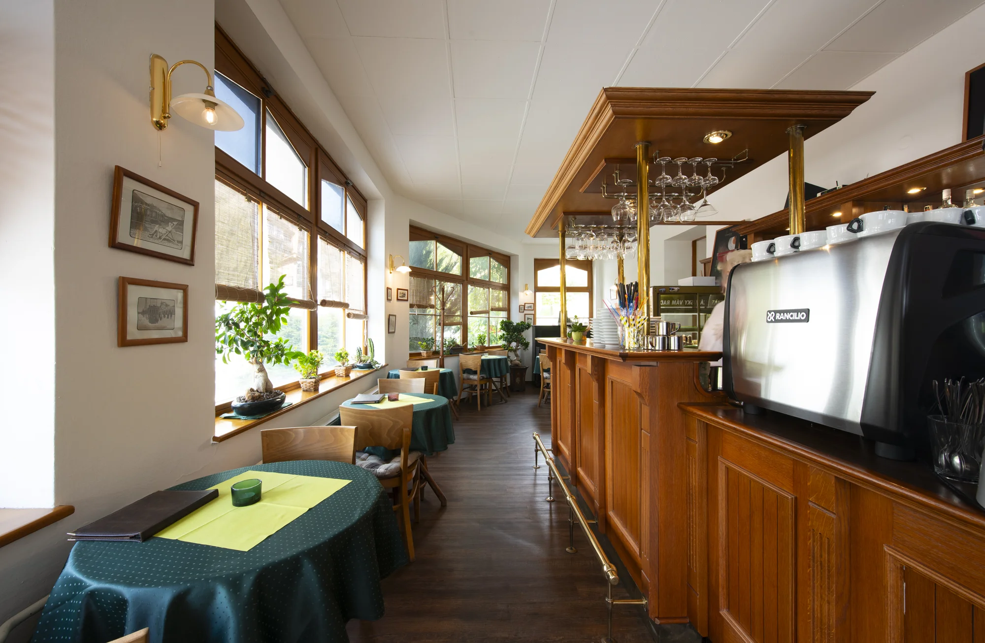 Hotel ve Starém Smokovci s polopenzí a vstupem do bazénu