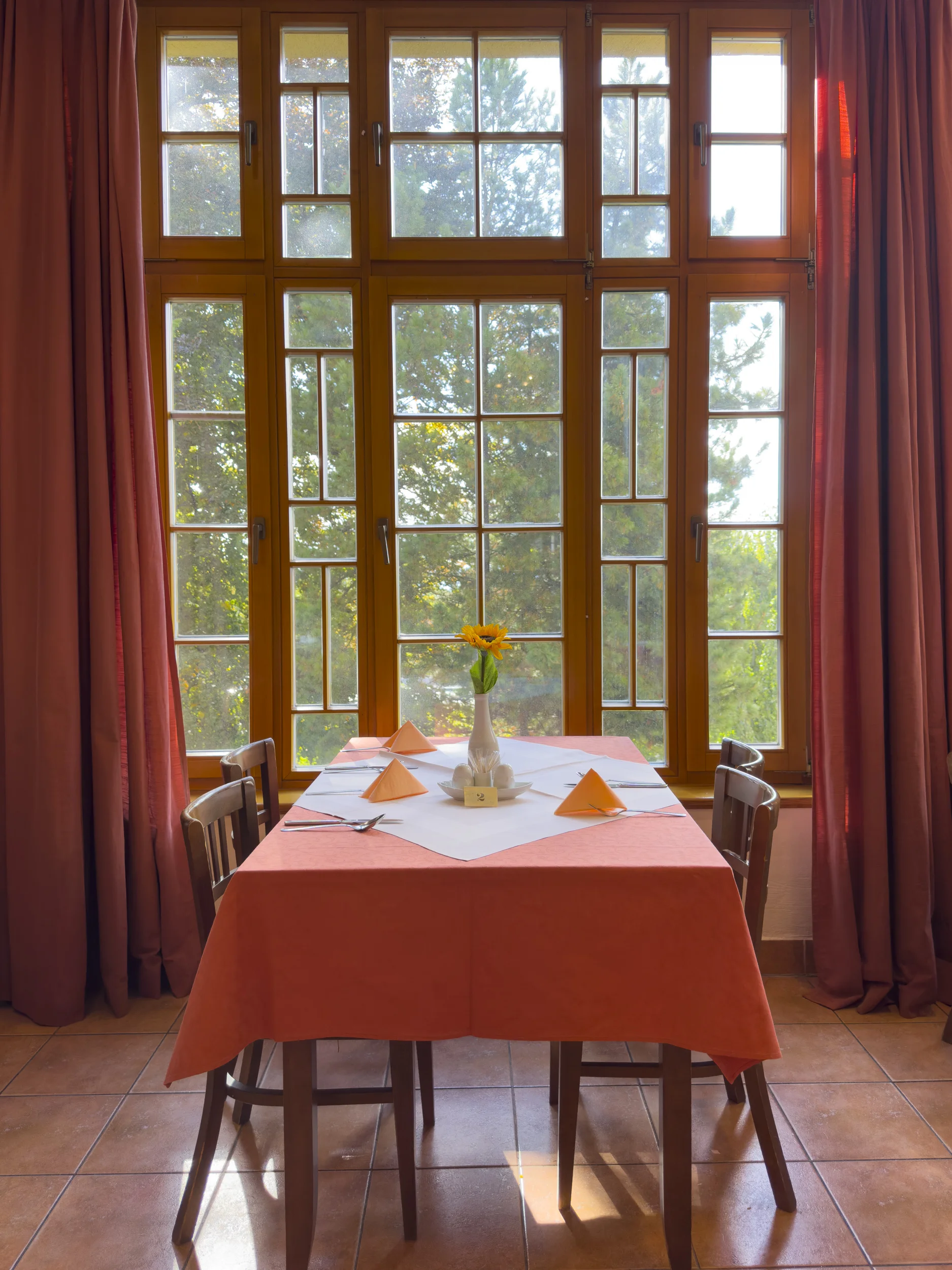 Hotel ve Starém Smokovci s polopenzí a vstupem do bazénu