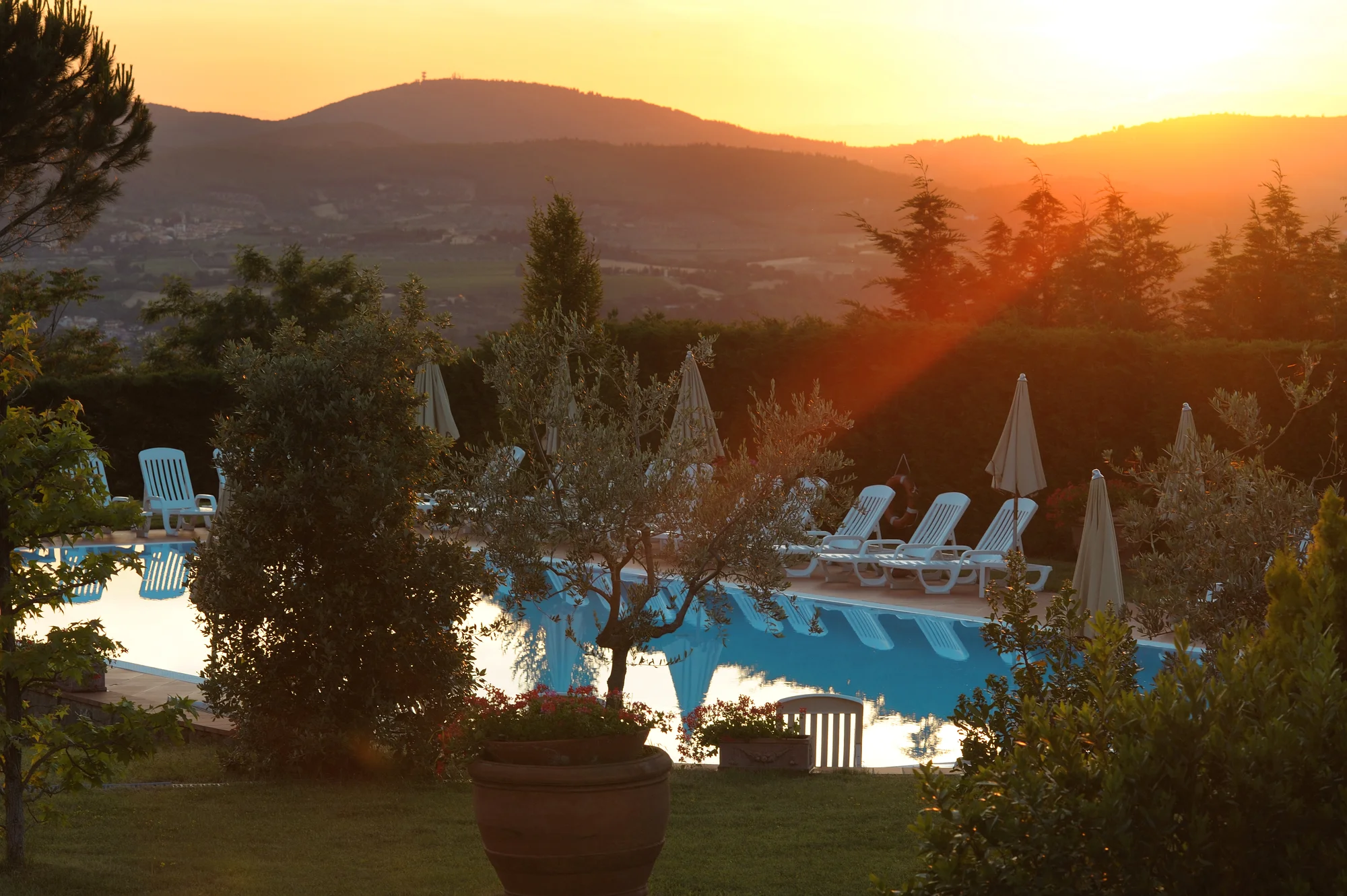 4* hotel u Florencie: snídaně či polopenze, v létě bazén, možnost projížďky na koni