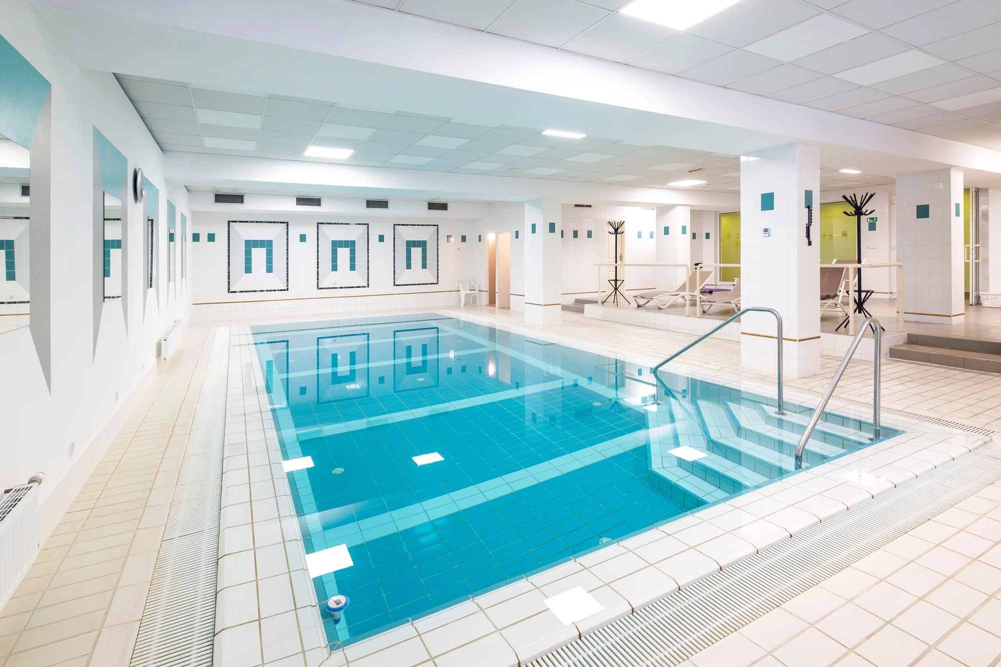 Pobyt ve 4* hotelu v Mariánských Lázních: jídlo, vyhřívaný bazén i wellness procedury