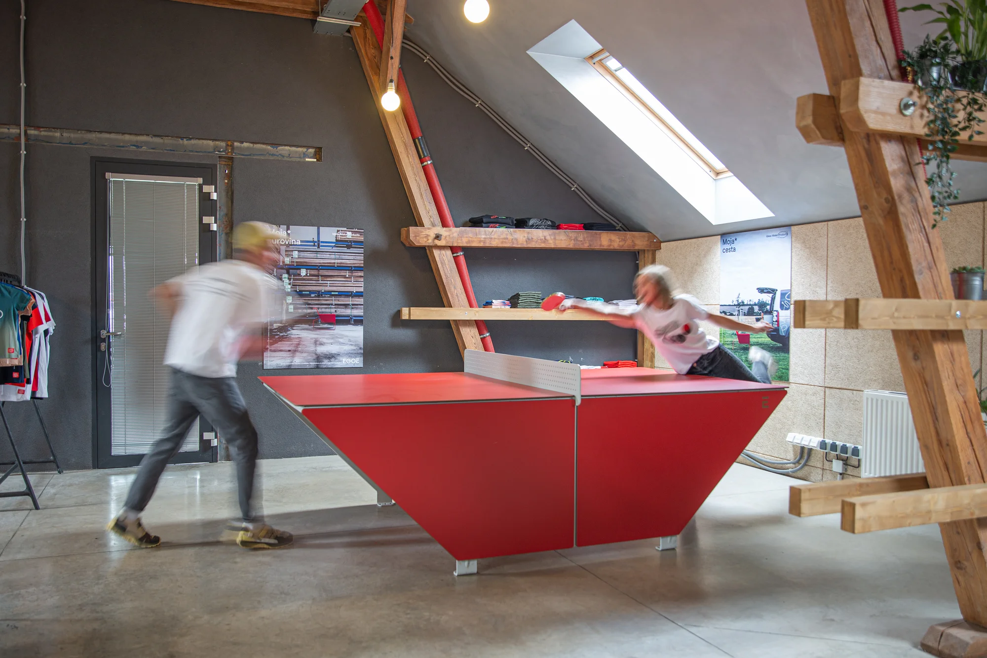 Bílovice: netradiční ubytování v mezonetovém apartmánu na Poli designu