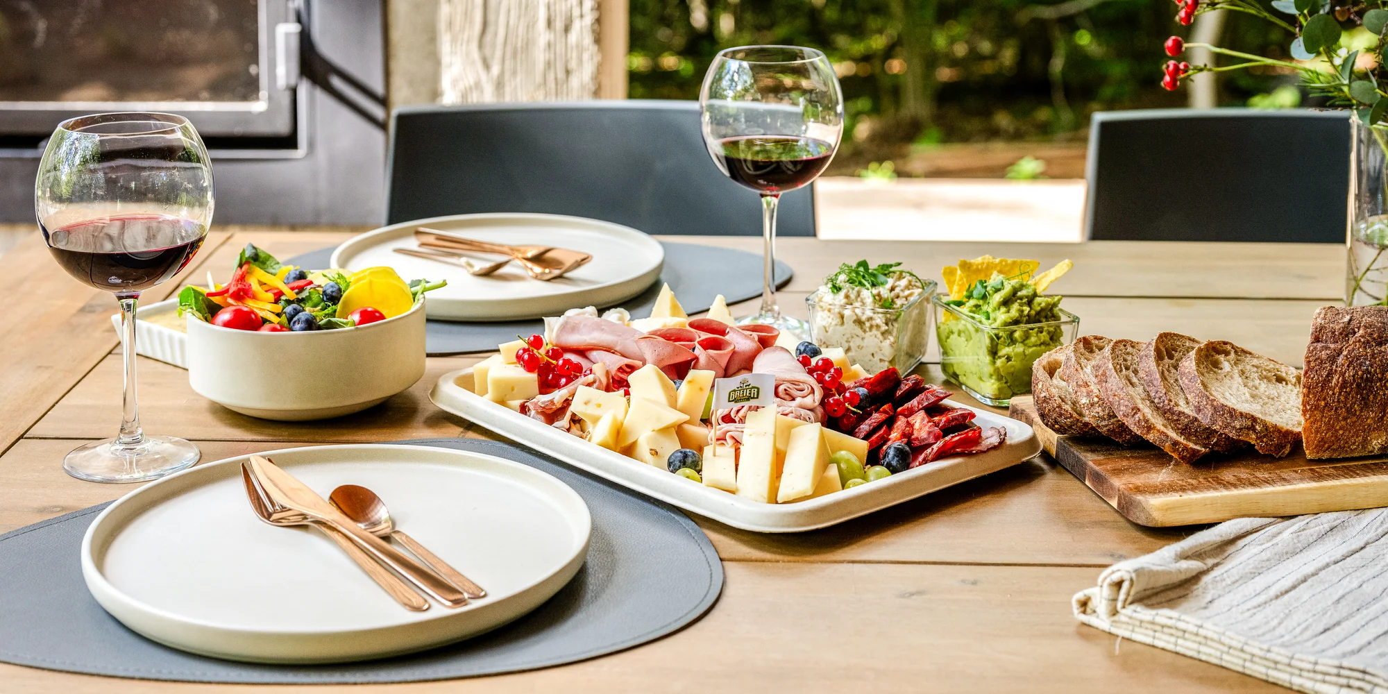 Luxusní chalet uprostřed lesa nedaleko Ostřihomi, polopenze i soukromý wellness