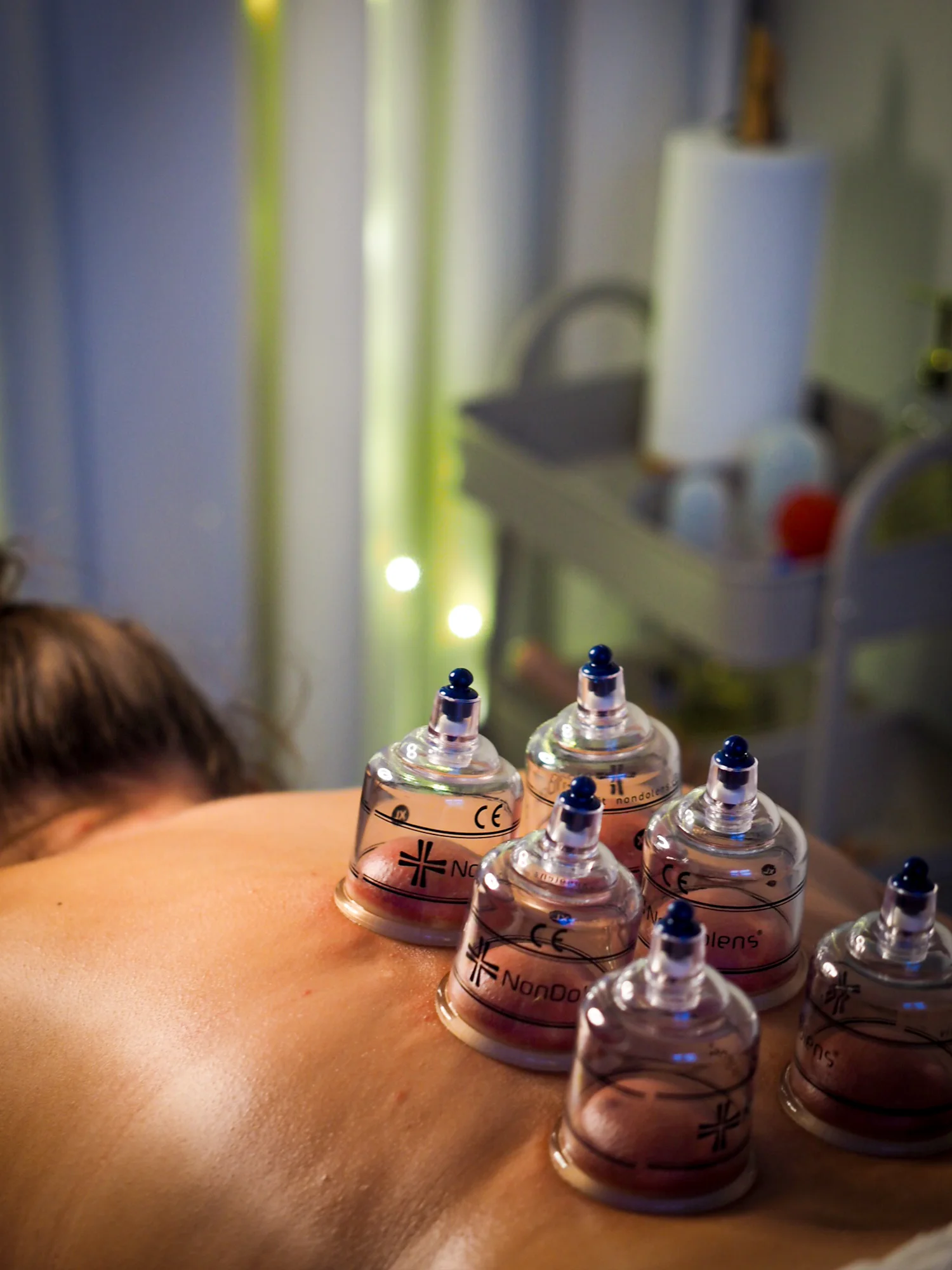 Masáže podle výběru v délce 30–60 min.: záda a šíje, baňkování i zcela na míru