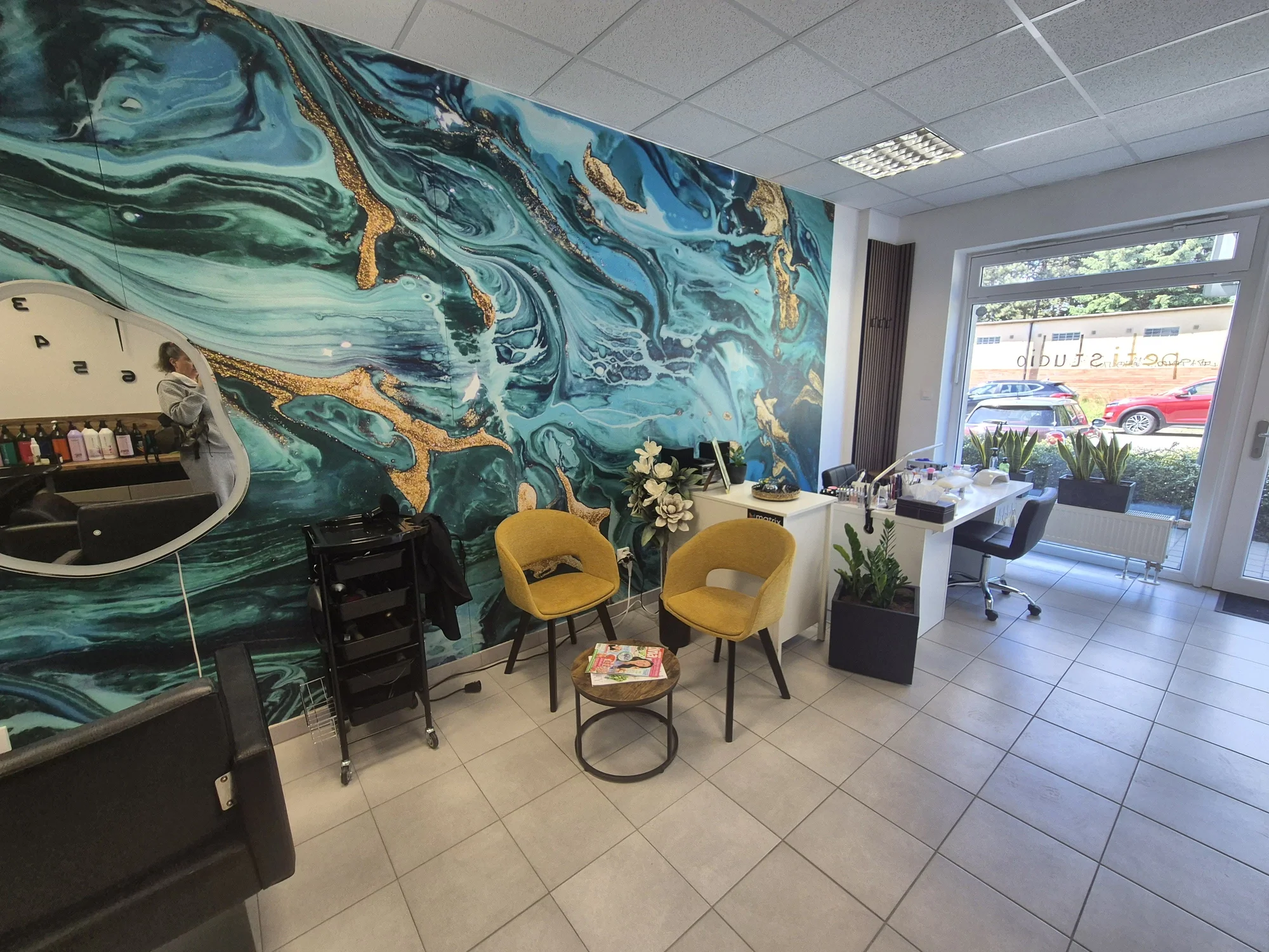 500 nebo 1 000 Kč na jakékoliv kosmetické služby v salonu petistudio