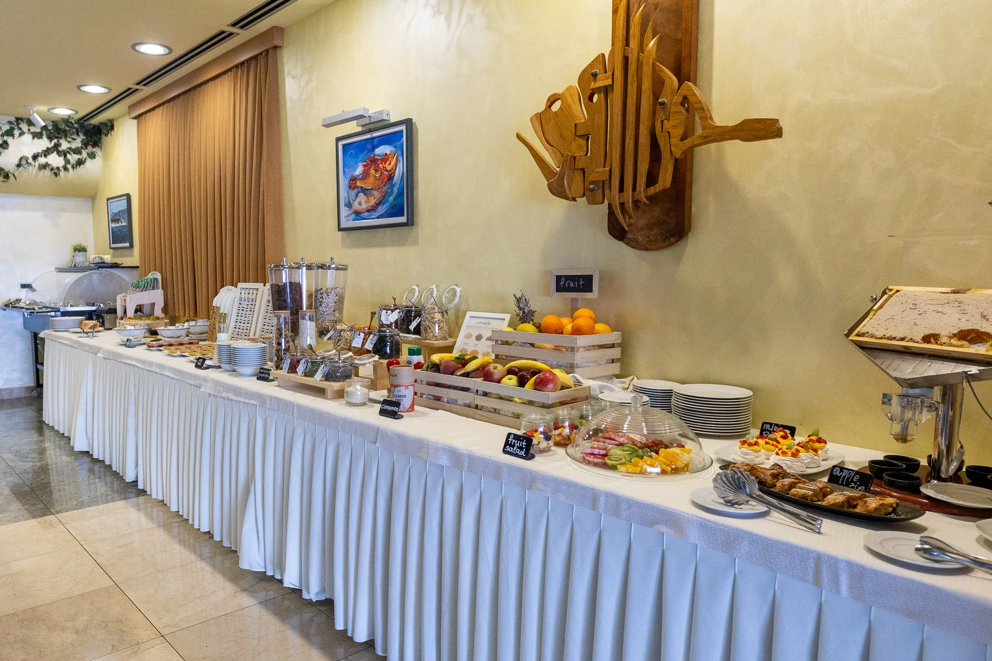 Dovolená v chorvatském Gradacu: 4* hotel u pláže, se snídaní či polopenzí