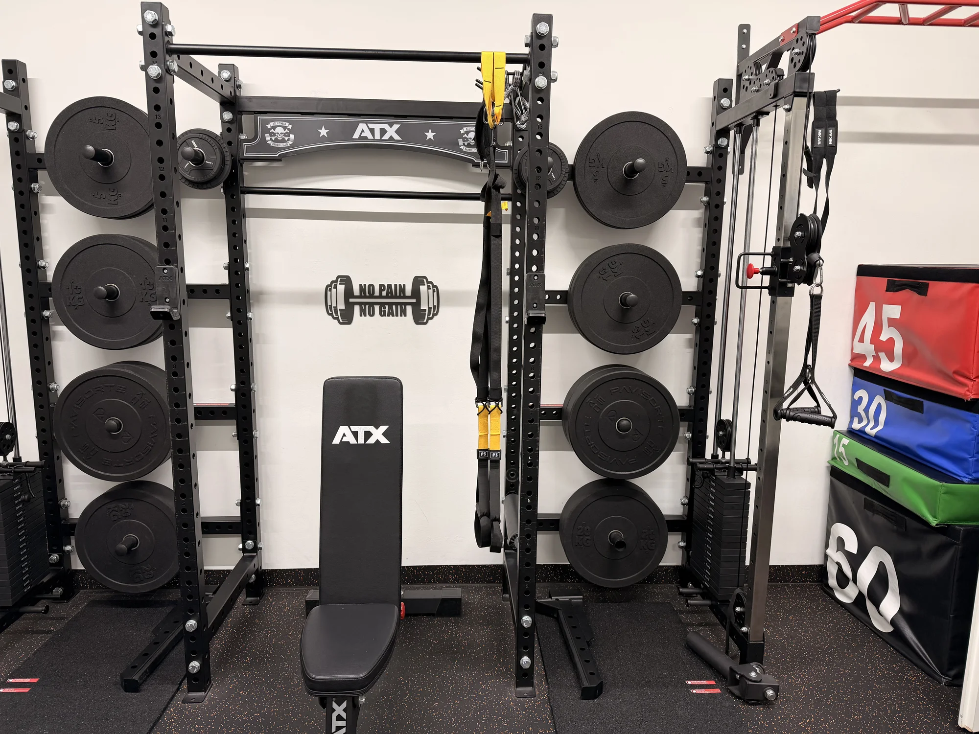 Hodinové vstupy do soukromé posilovny i s trenérkou pro 1–3 osoby