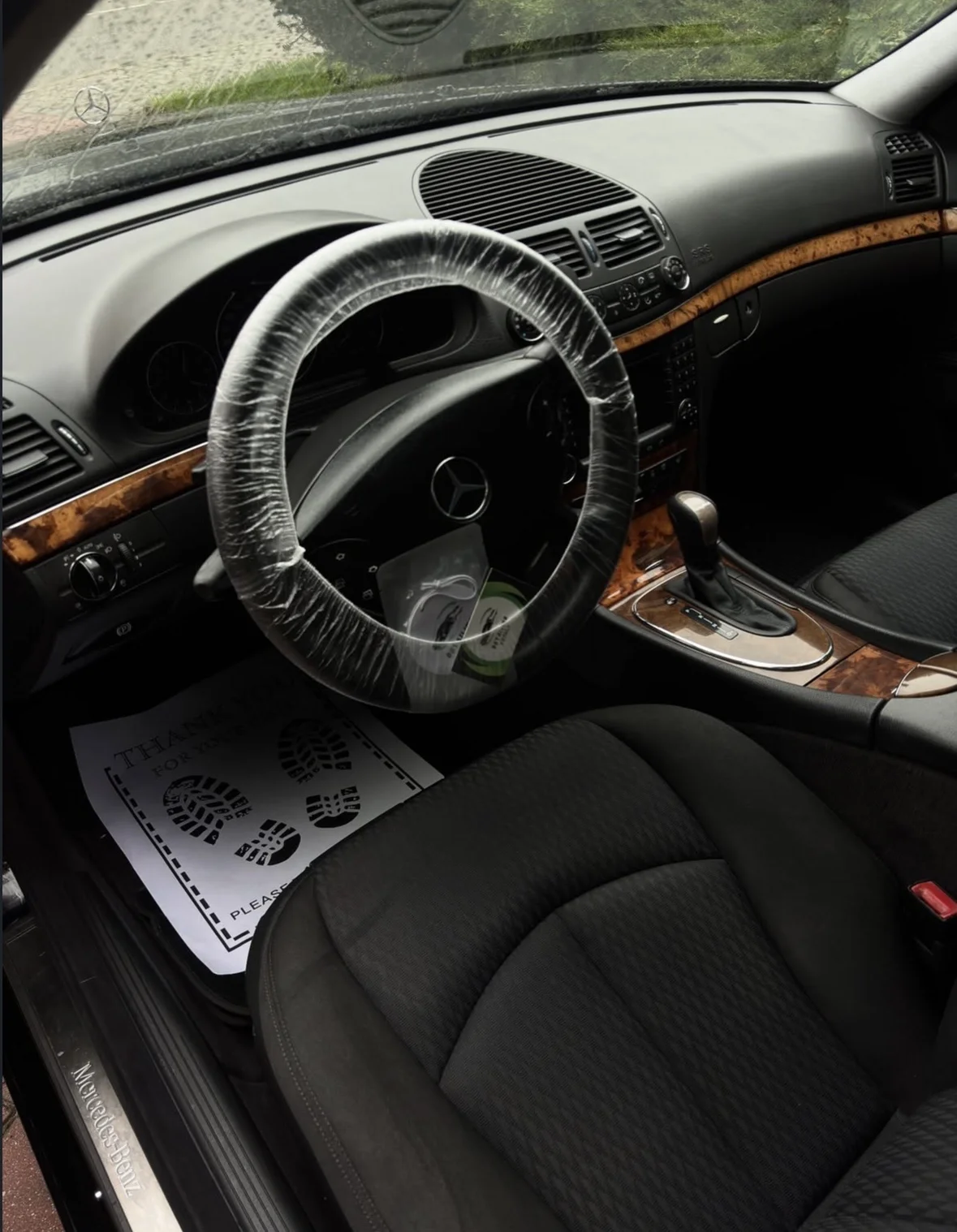 Detailní čištění auta: interiér vč. tepování, exteriér, ozon i kompletní balíček