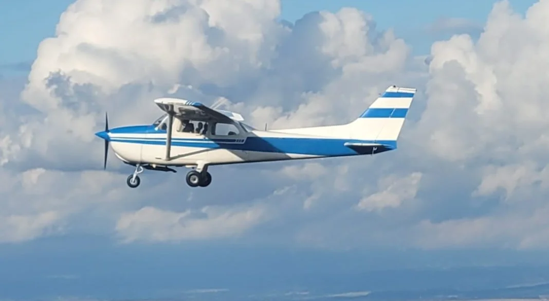 20min. vyhlídkový let v Cessně 172R nad Libercem a okolím pro 1 osobu