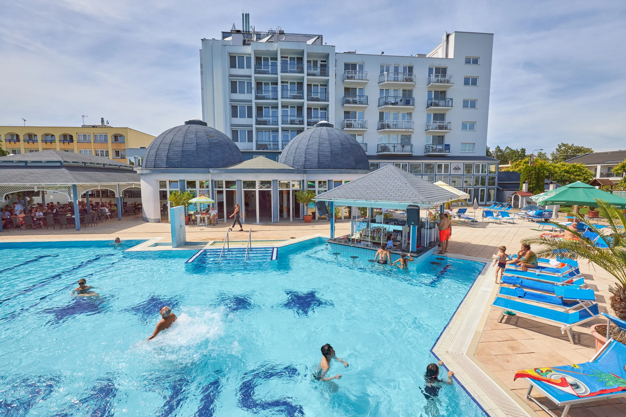 Pobyt v hotelu Silver**** s lázeňským komplexem: polopenze a neomezený wellness