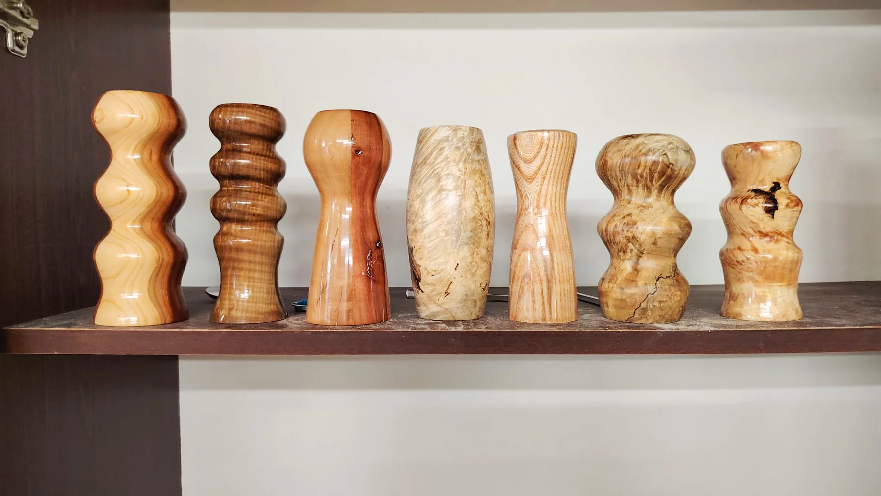 Objevte krásu práce se dřevem: celodenní kurz soustružení i výroby mlýnků