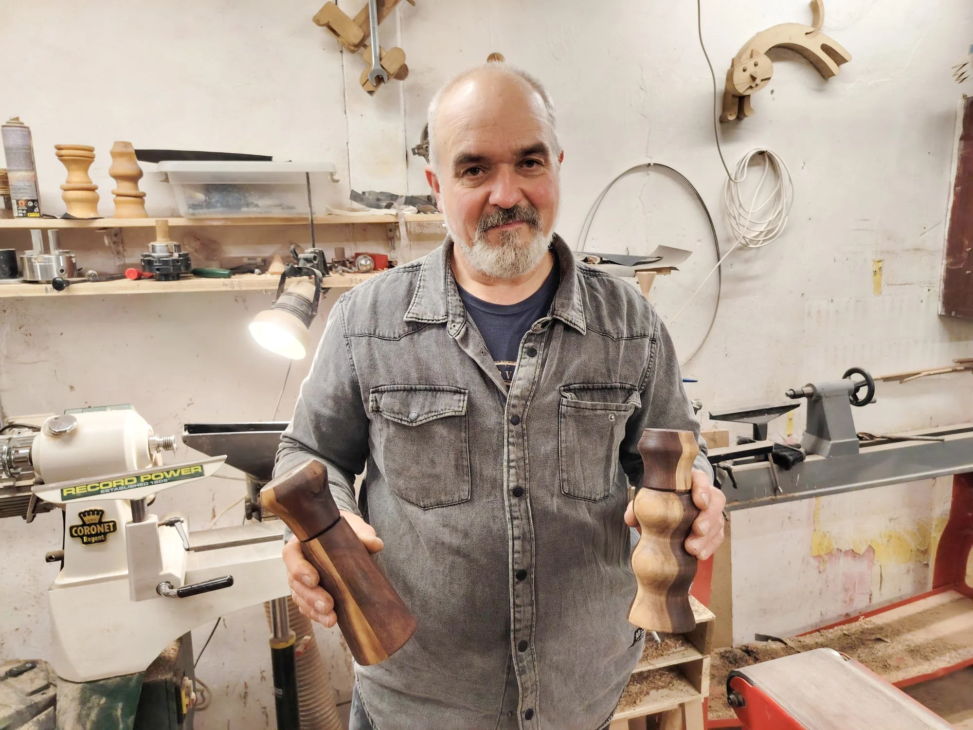 Objevte krásu práce se dřevem: celodenní kurz soustružení i výroby mlýnků