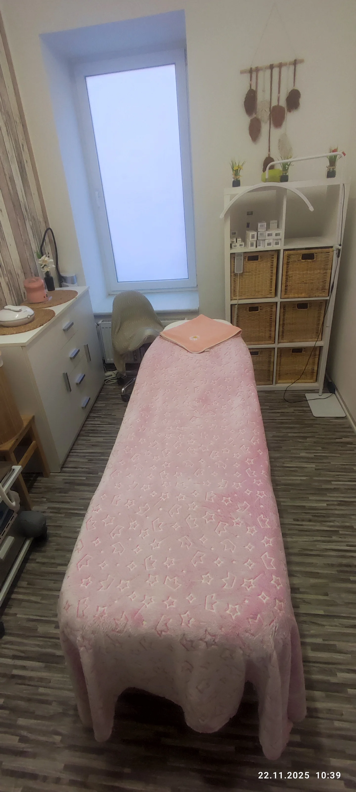 Dokonalé uvolnění: regenerační, relaxační a lávové masáže na 30-90 minut