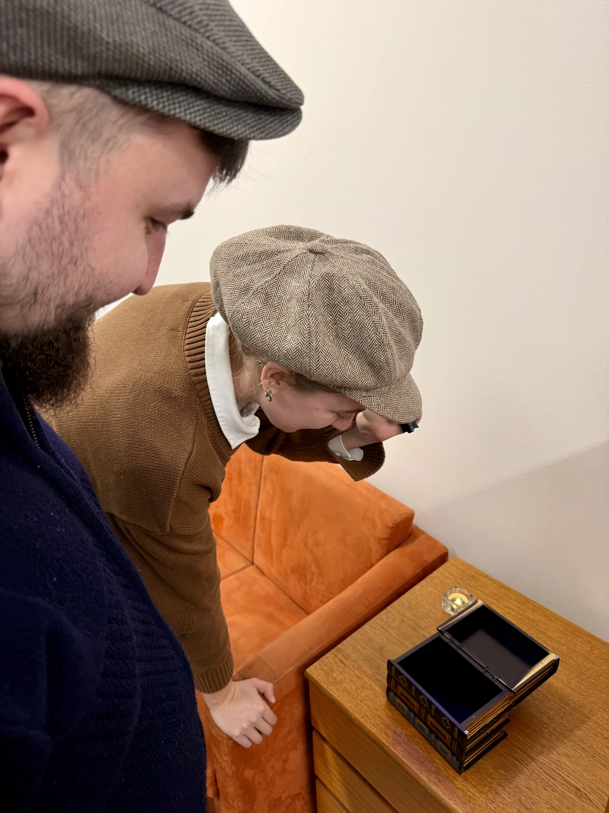 Detektivní úniková hra: Předstíraná smrt pro jednoho, dva nebo celou partu