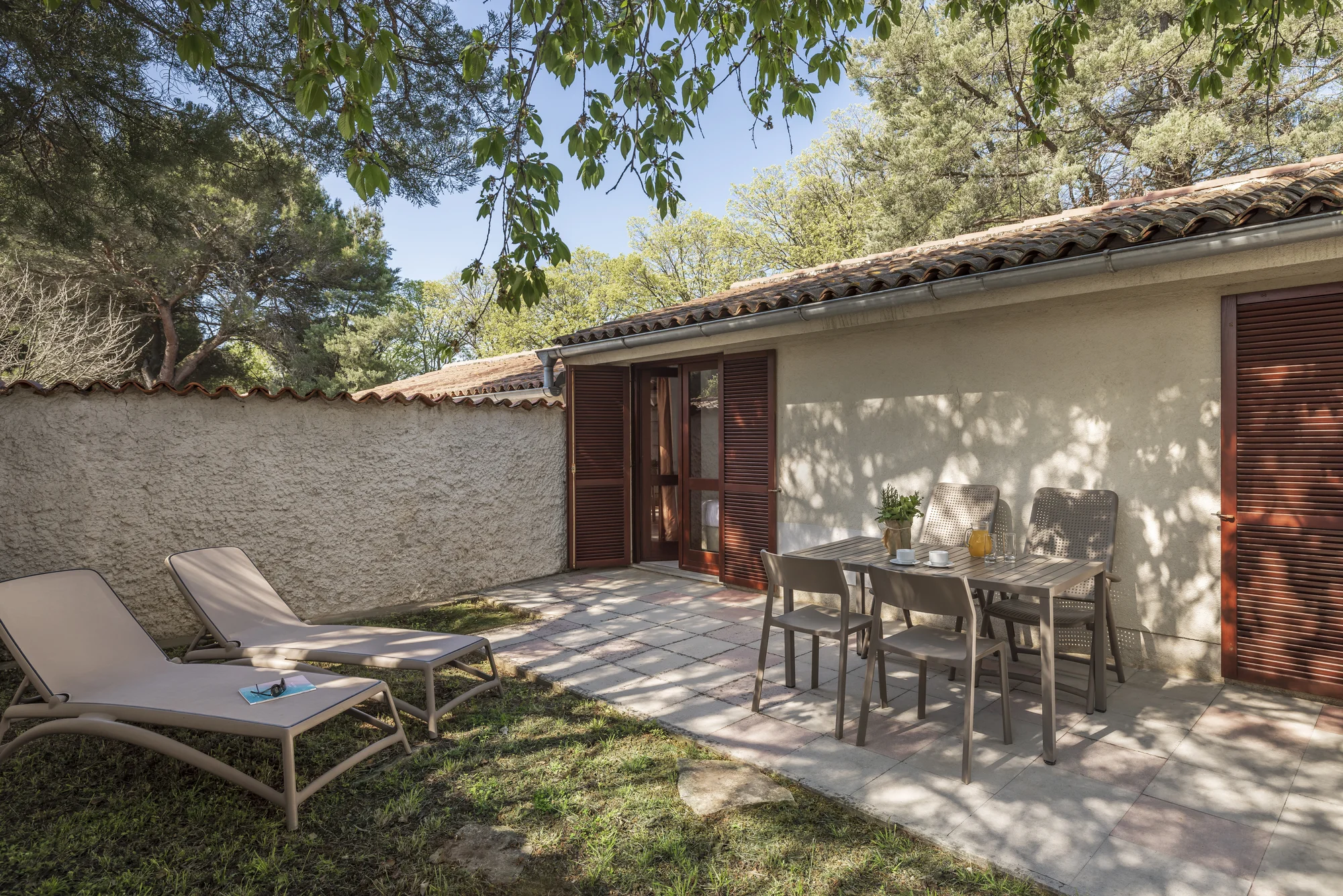 Hurá na Istrii: 3* apartmány přímo u pláže, snídaně nebo polopenze, bazén s tobogány