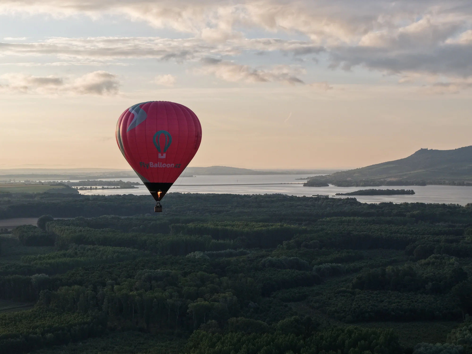 Pohlédněte na svět z výšky: let malým či velkým balónem – Brno, Pálava, Jihlava, Kroměříž aj.